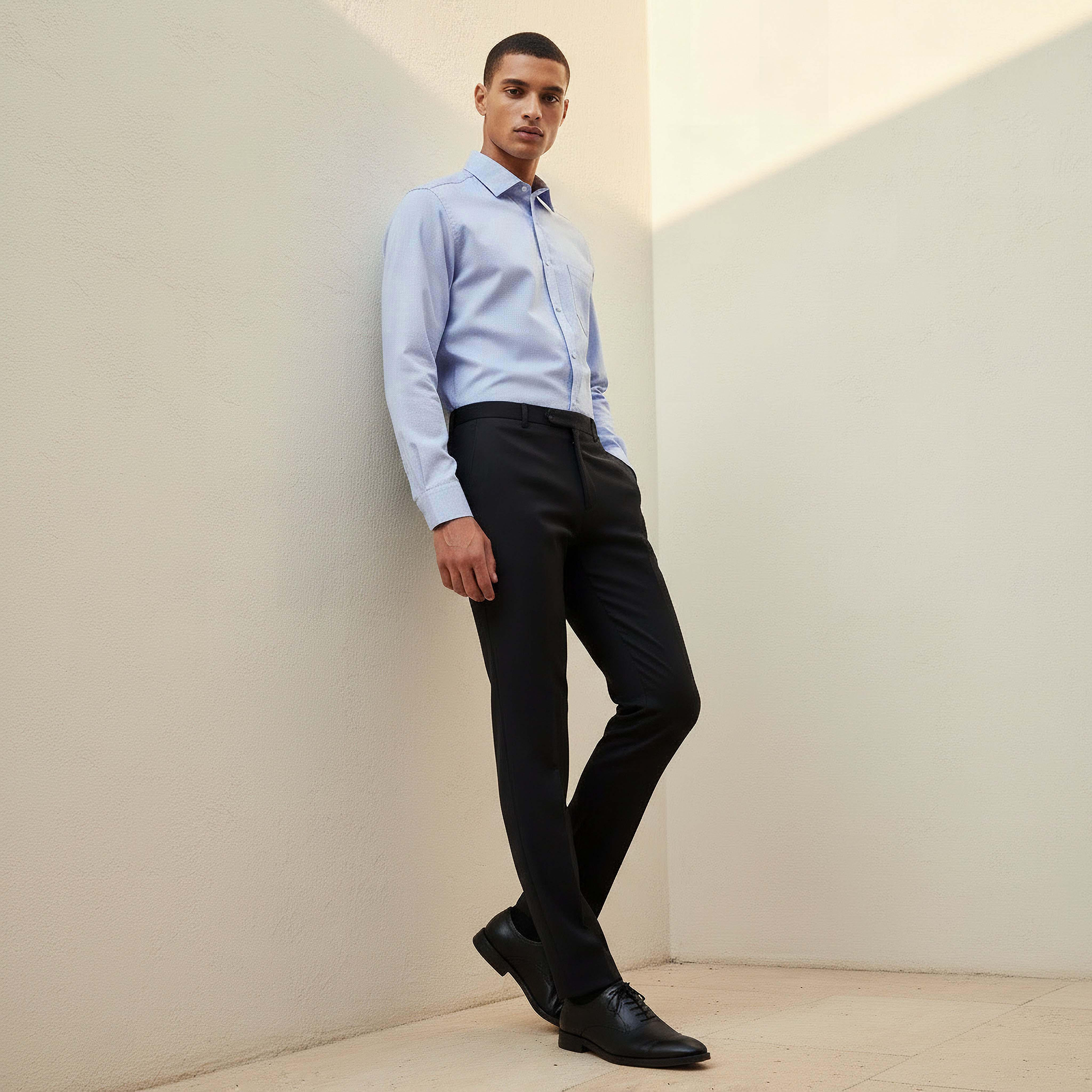 قميص بارز الملمس بقصّة عادية وياقة عادية وأكمام طويلة للرجال-men-clothing-shirts-image-2