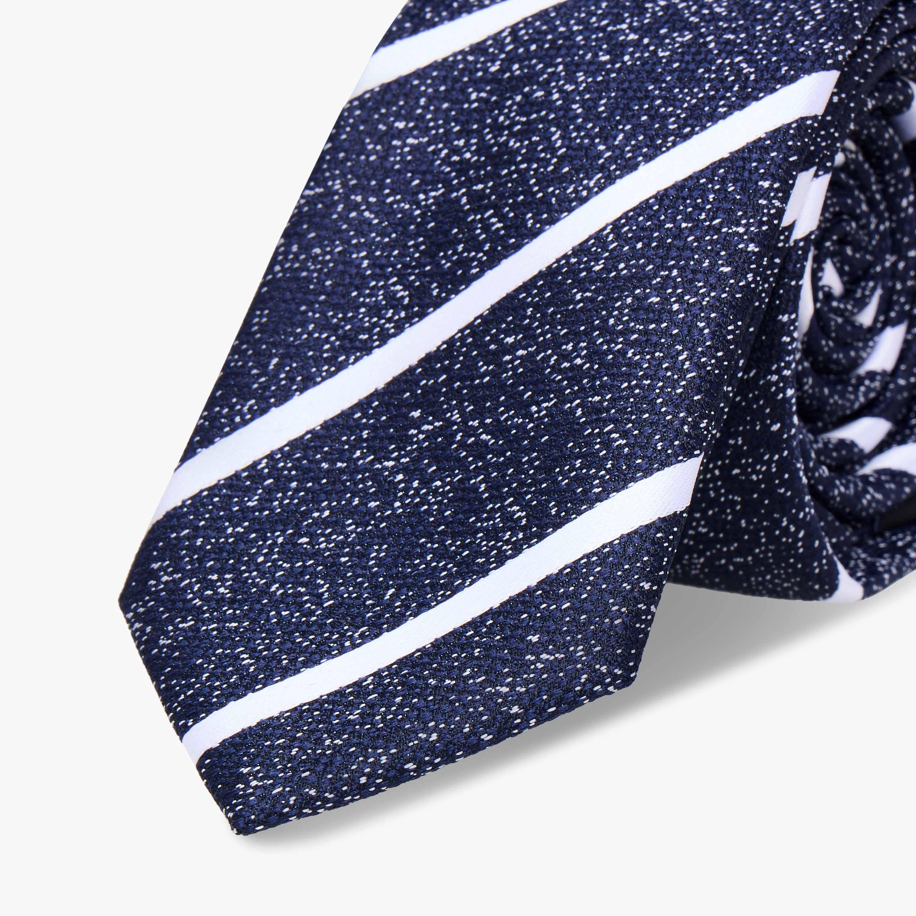 ربطة عنق مقلمة للرجال-men-tiesandcufflinks-pocketsquares-image-1