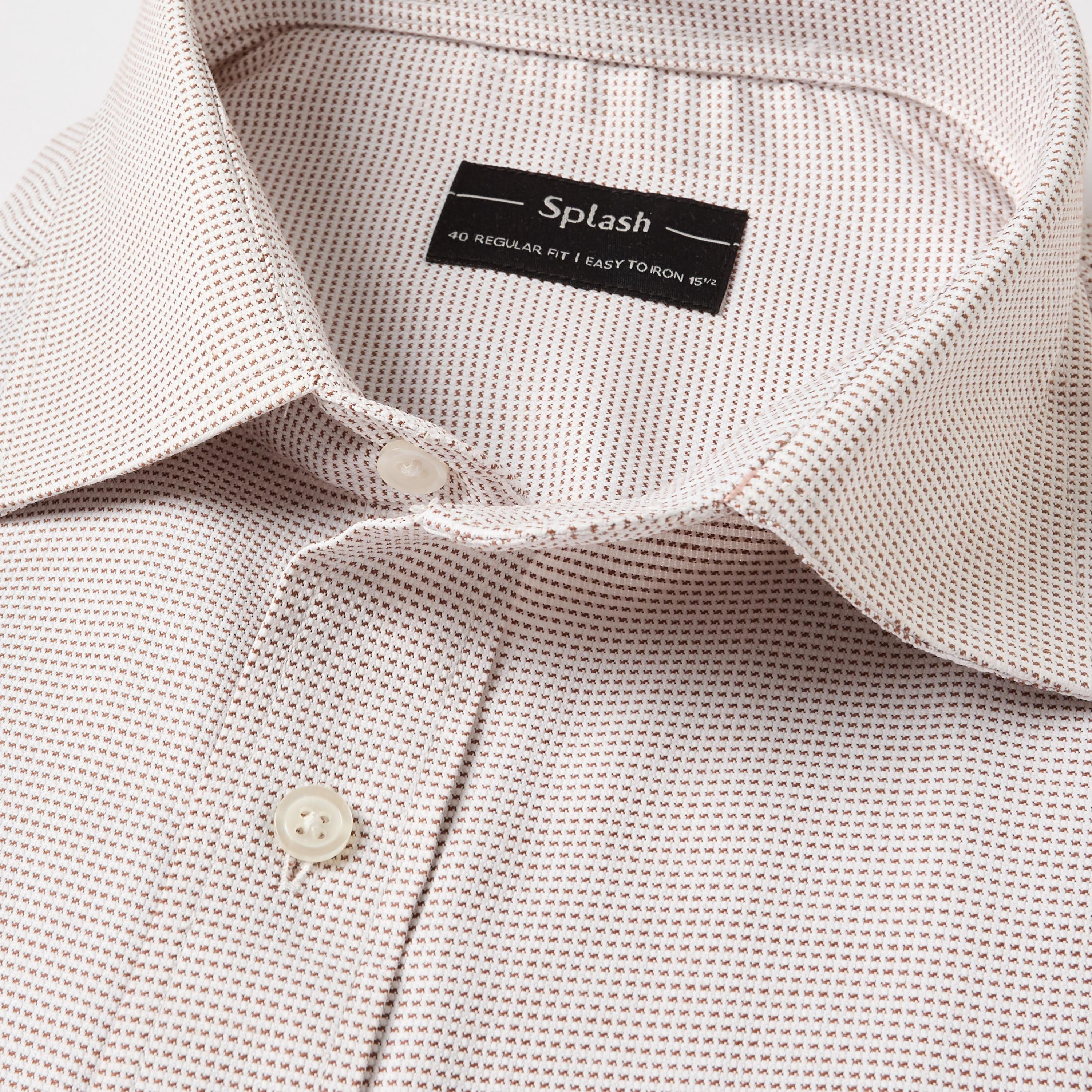 قميص بارز الملمس بقصّة عادية وياقة عادية وأكمام طويلة للرجال-men-clothing-shirts-image-2