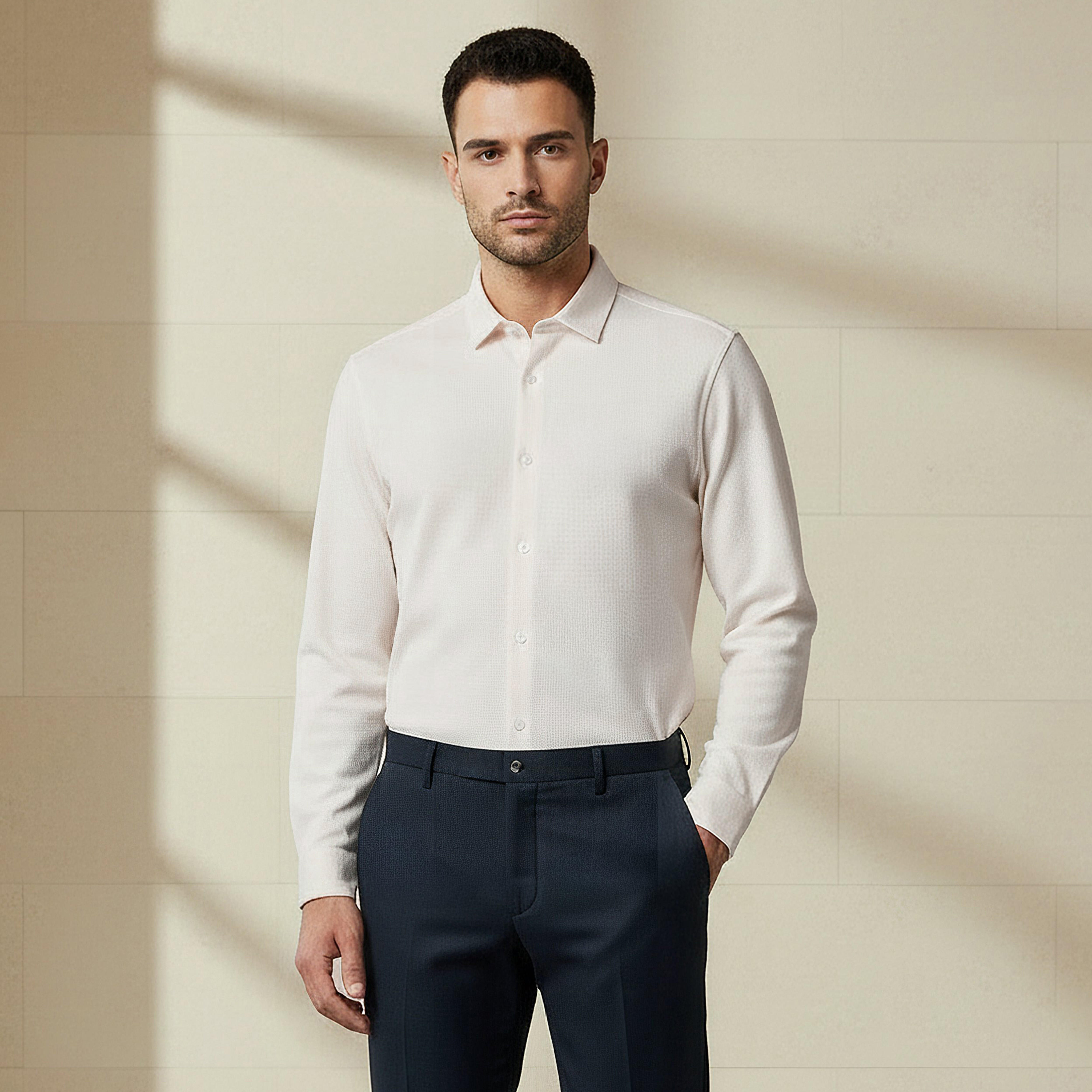 قميص رجالي بارز الملمس بقصة سليم وياقة عادية وأكمام طويلة-men-clothing-shirts-image-1