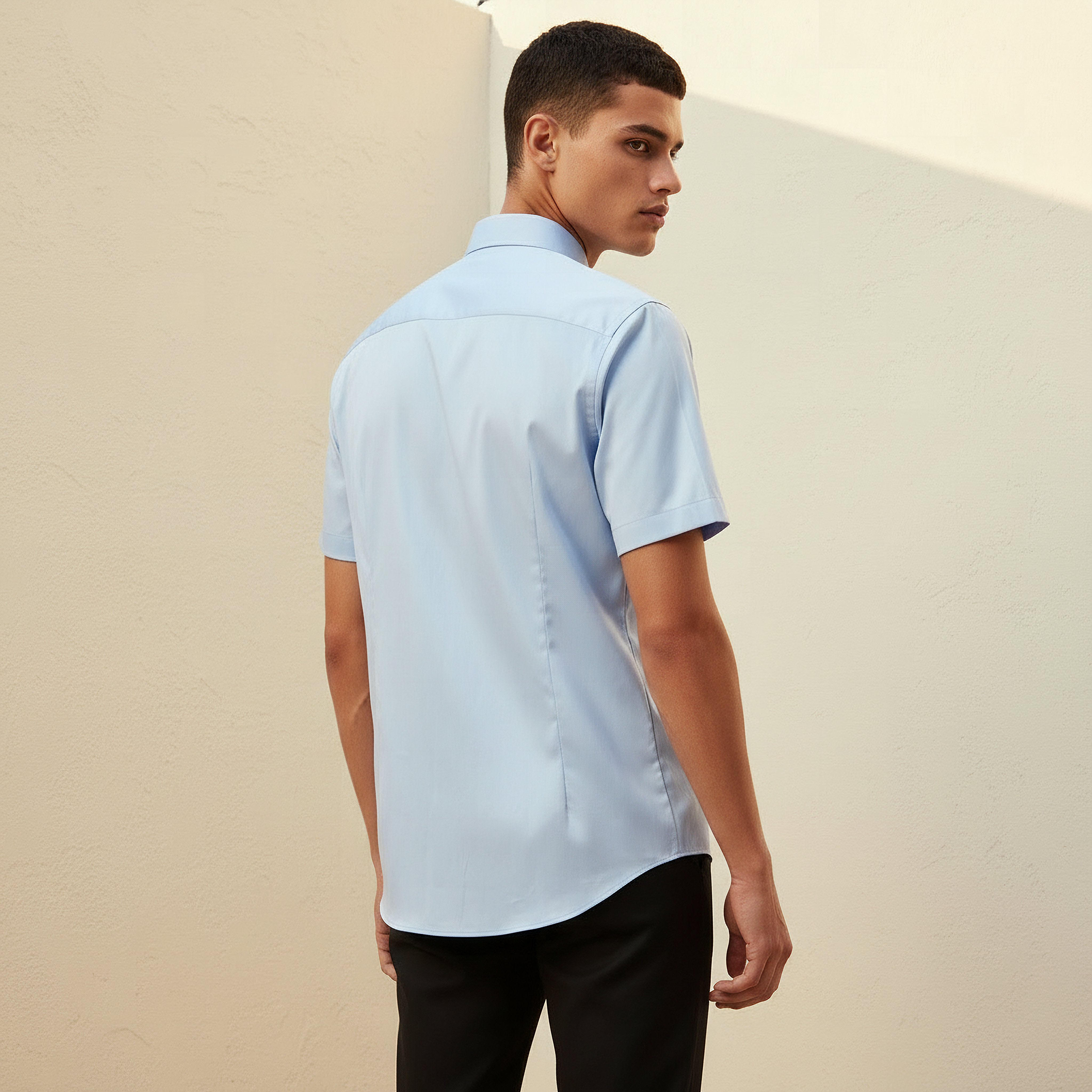 قميص بقصّة سليم وياقة عادية وأكمام قصيرة للرجال-men-clothing-shirts-image-1