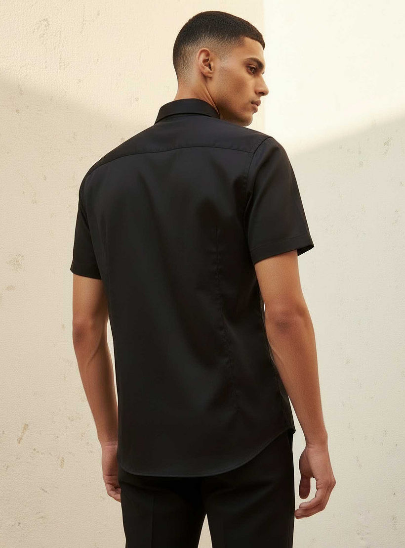 قميص بقصّة سليم وياقة عادية وأكمام قصيرة للرجال-men-clothing-shirts-image-3