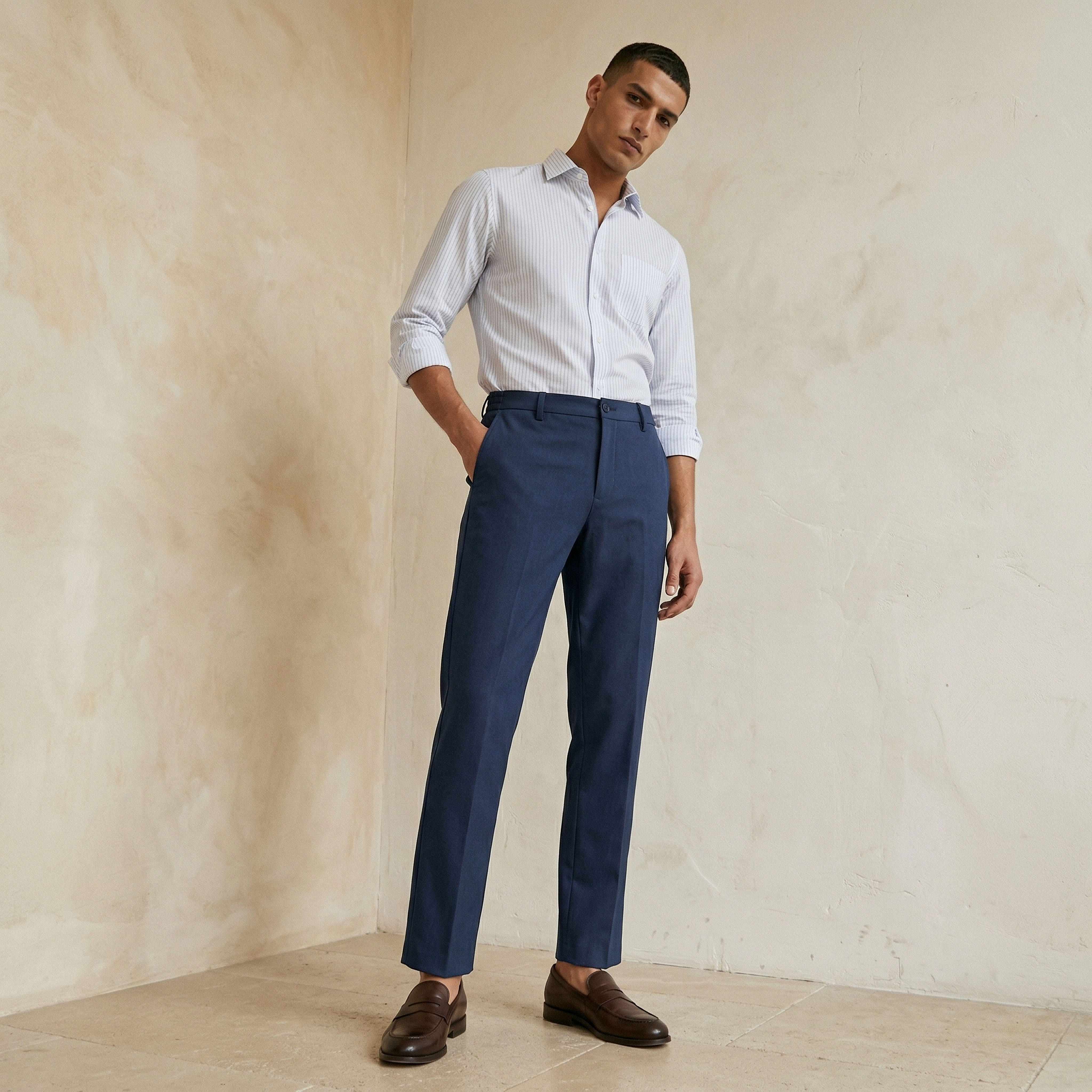 بنطلون رسمي قابل للتمدد في اتجاهين بقصة عادية وخصر مرن-men-clothing-bottoms-trousersandchinos-trousers-image-2