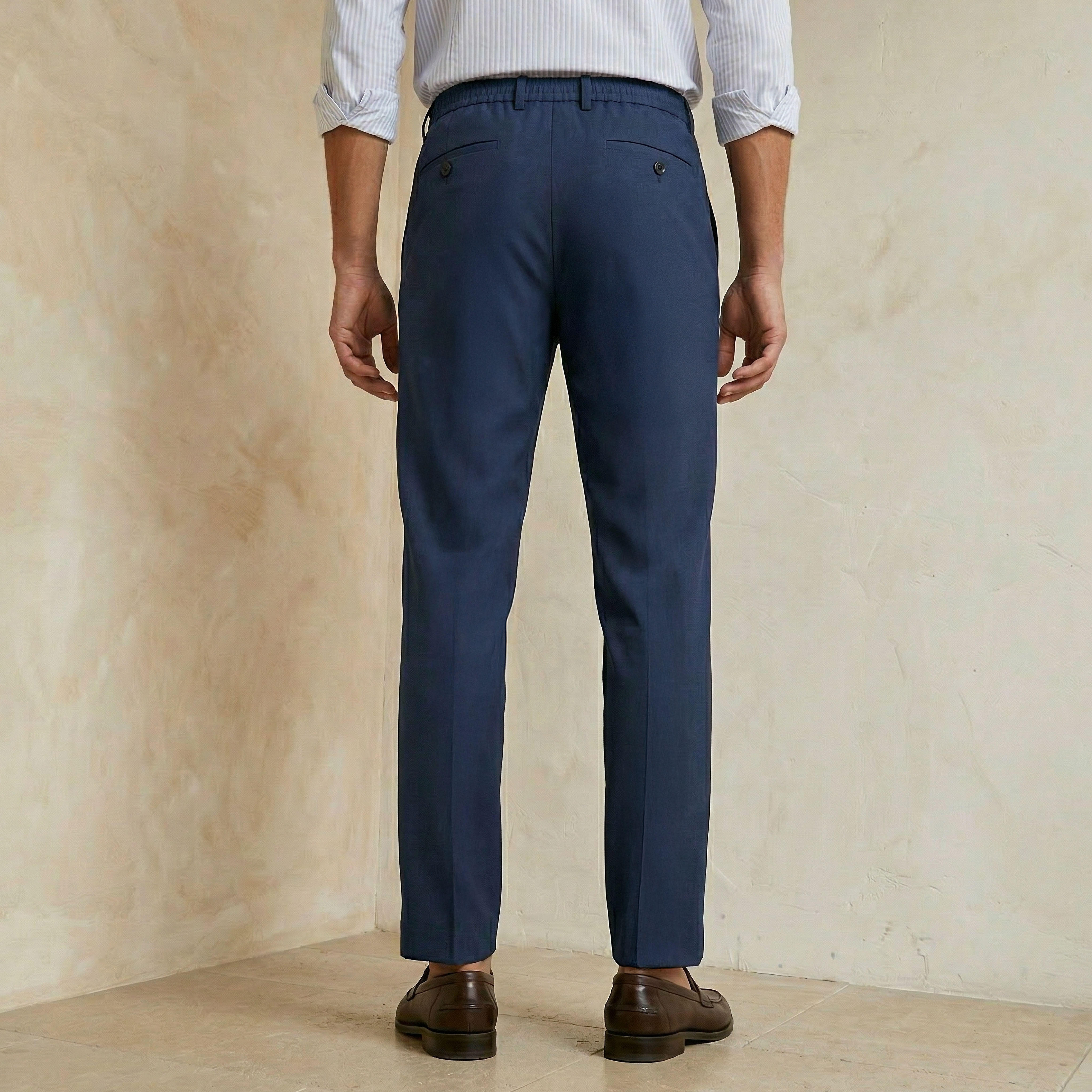 بنطلون رسمي قابل للتمدد في اتجاهين بقصة عادية وخصر مرن-men-clothing-bottoms-trousersandchinos-trousers-image-1