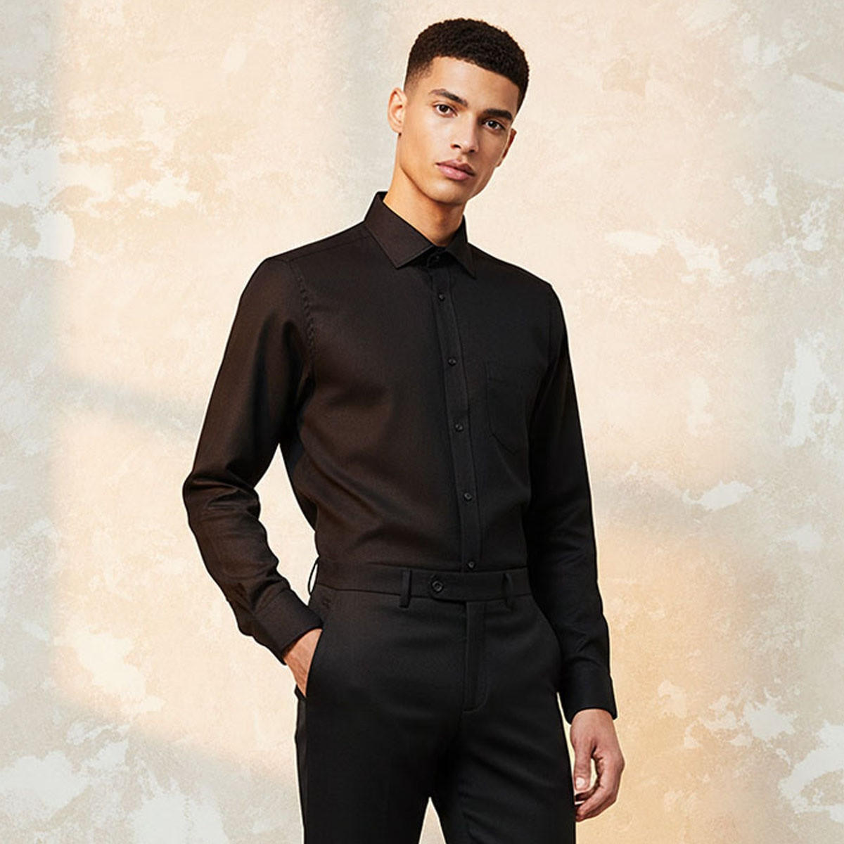 قميص بارز الملمس بأكمام طويلة وقصة عادية-men-clothing-shirts-image-1