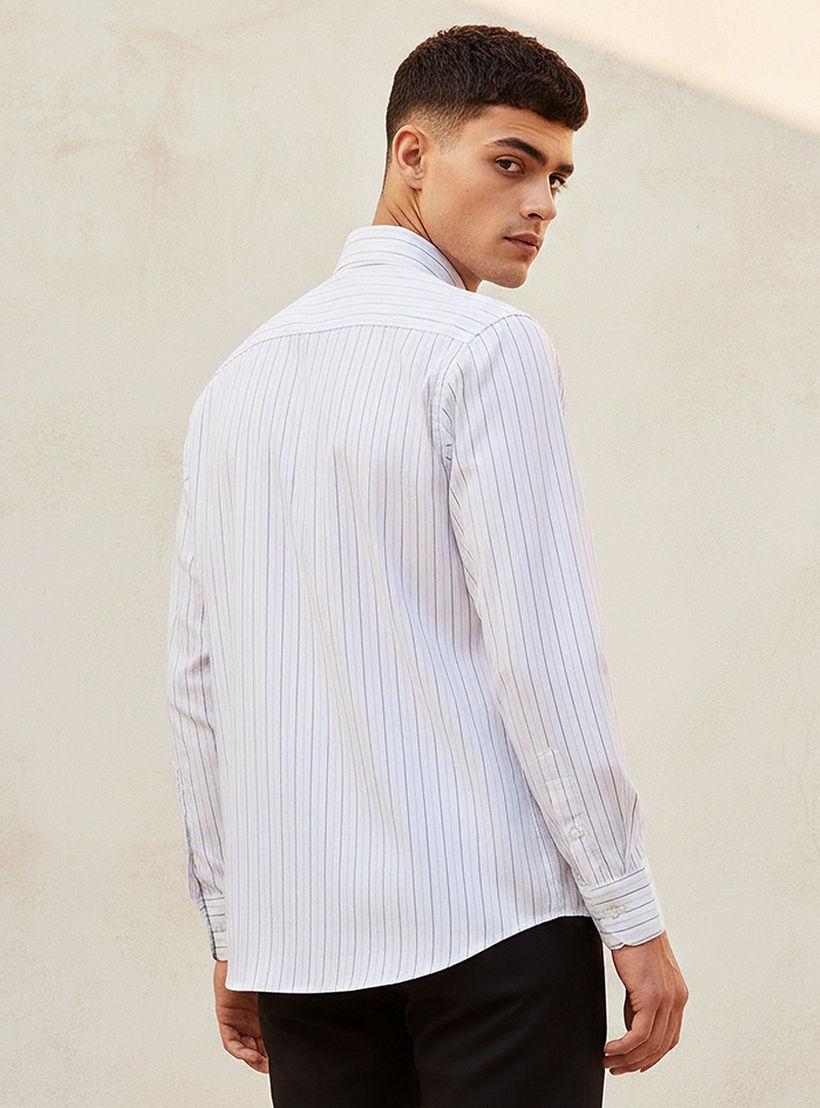 قميص مخطط بقصة وياقة عادية وأكمام طويلة-men-clothing-shirts-image-4