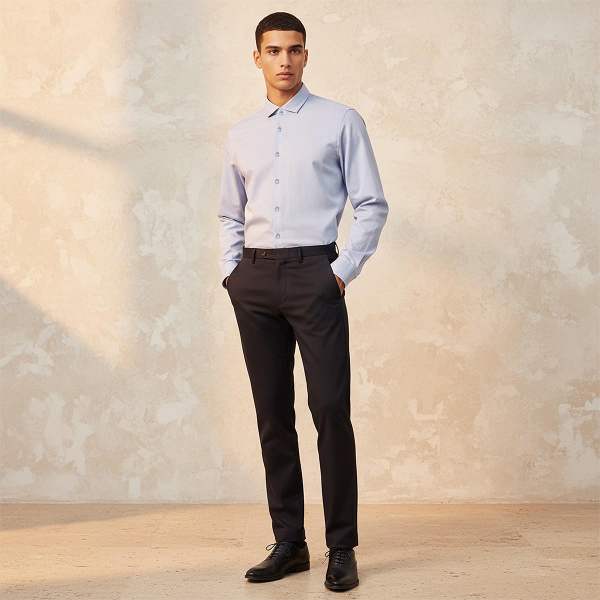 قميص بارز الملمس بقصة عادية وأكمام طويلة-men-clothing-shirts-image-3