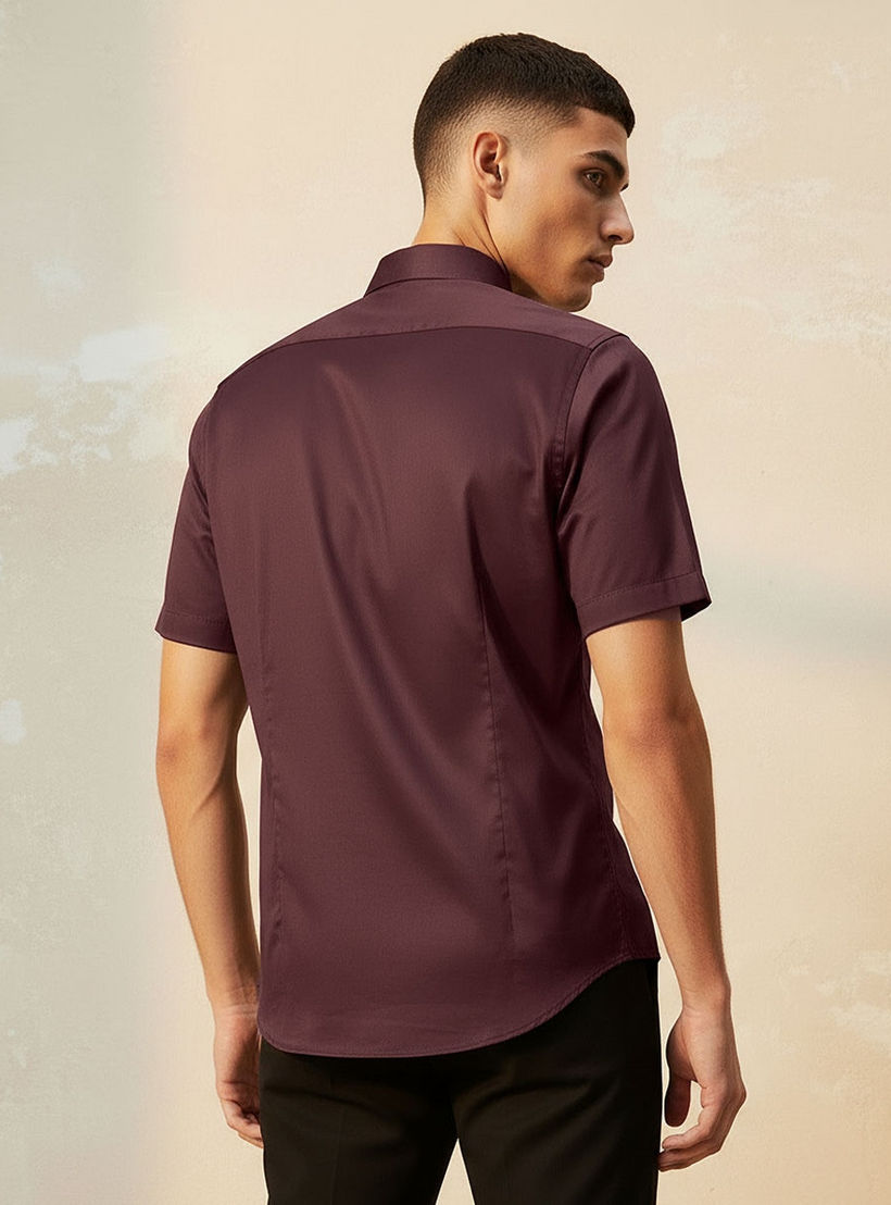 قميص بقصة سليم وياقة عادية وأكمام قصيرة-men-clothing-shirts-image-4