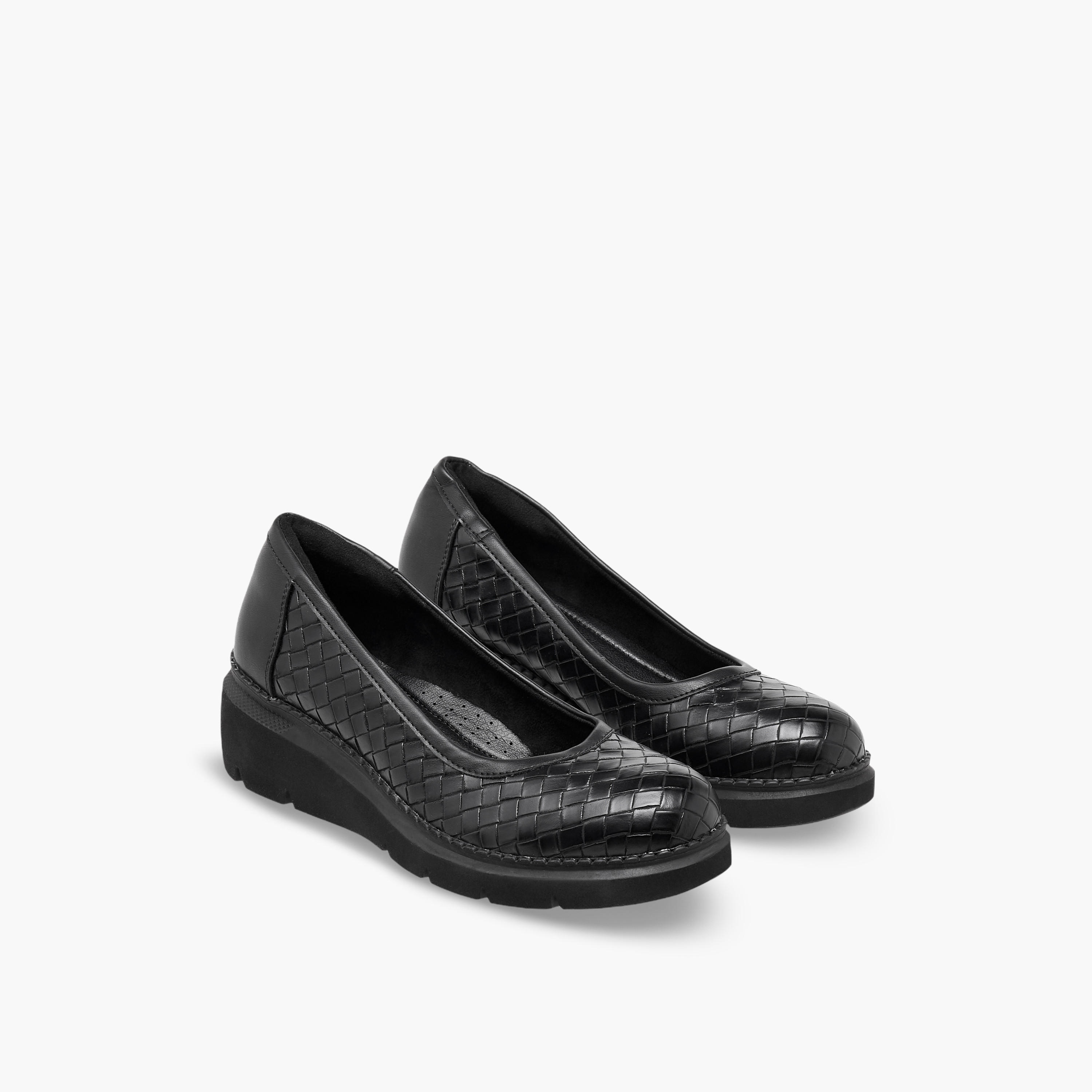 Le Confort Women Wedge Heel Shoes-women-shoes-sandals-heeled-image-1