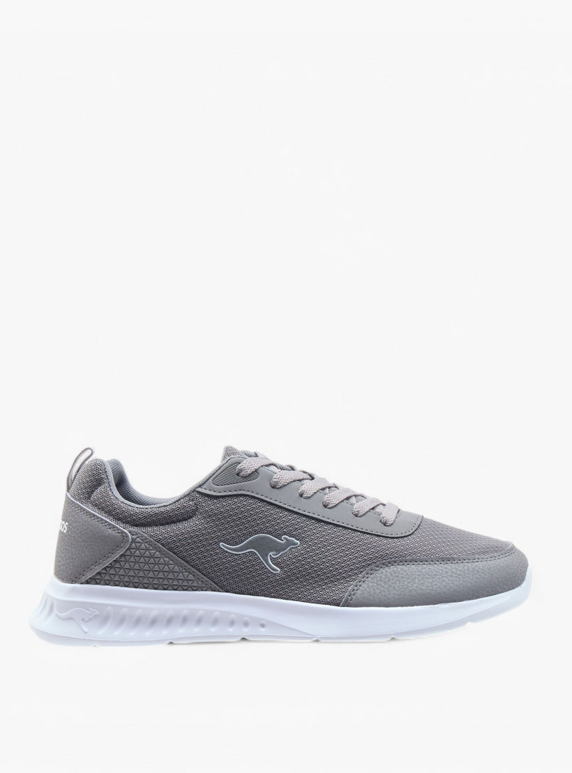 حذاء رياضي برباط إغلاق وشعار للرجال من كانجاروز-sports-men-shoes-image-3
