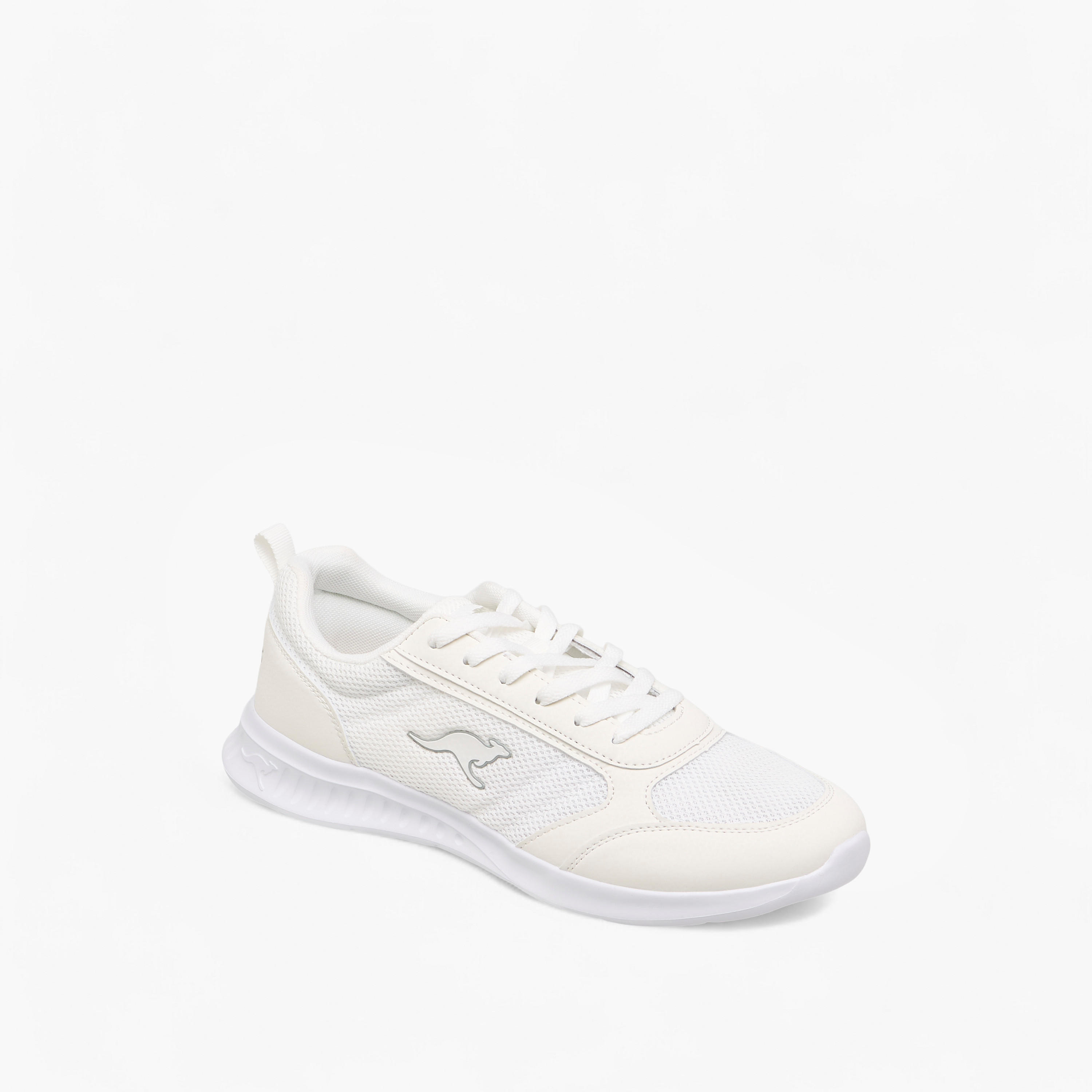 حذاء رياضي بارز الملمس برباط إغلاق للرجال من كانغاروز-sports-men-shoes-image-2