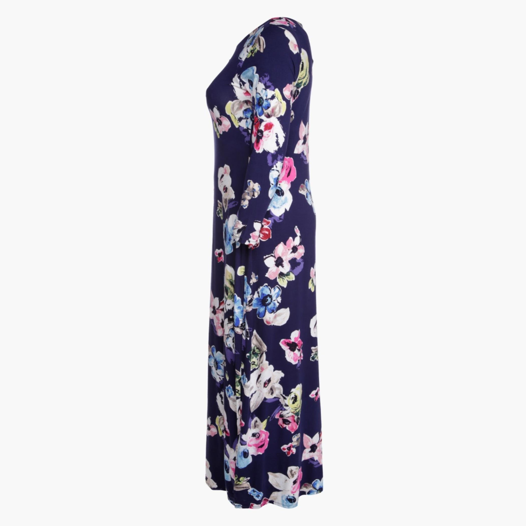 Plus Size Maxi Dress with All Over Floral Print-women-clothing-dresses-image-3