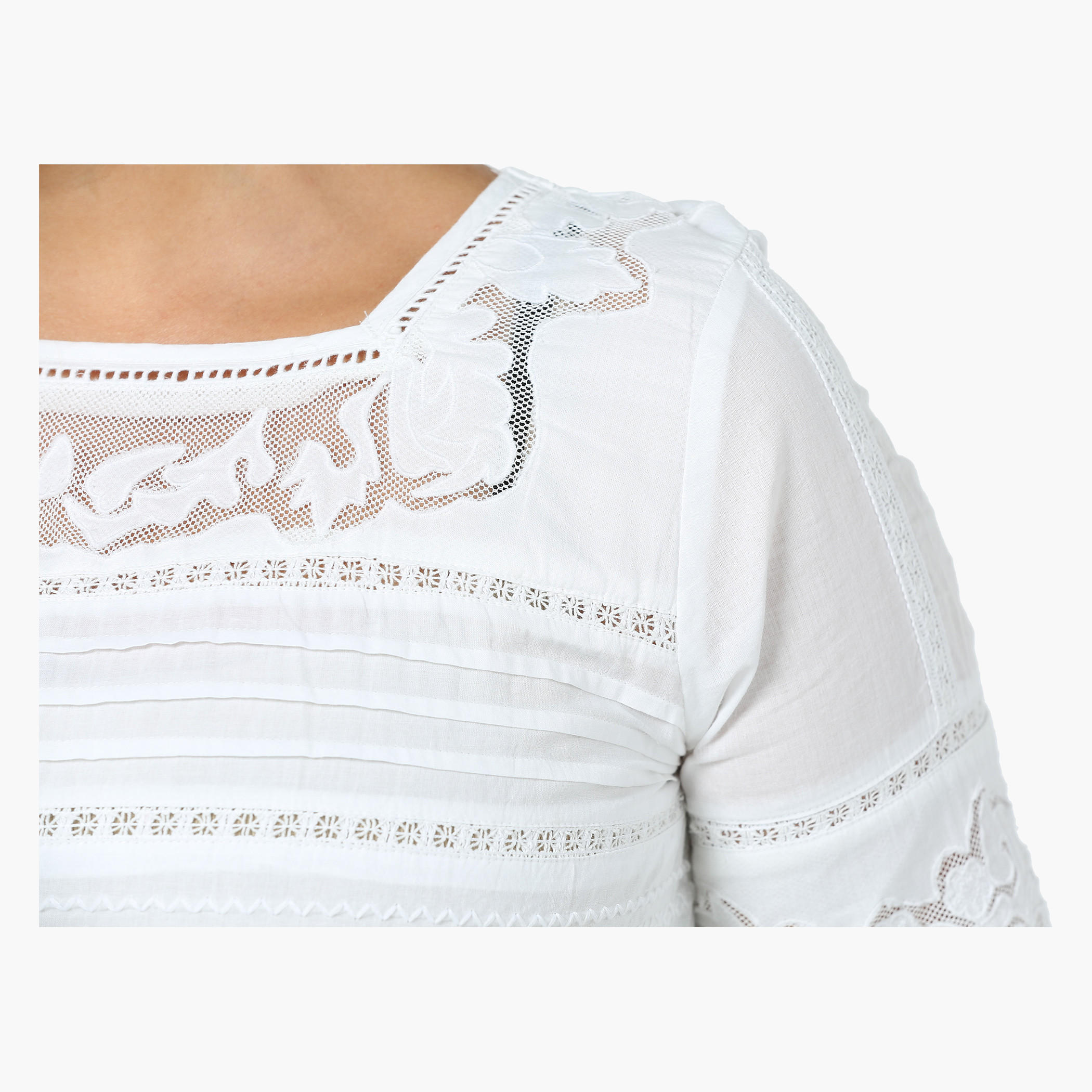 Plus Size Short-sleeved Embroidered Top-women-clothing-shirtsandblouses-blouses-image-2