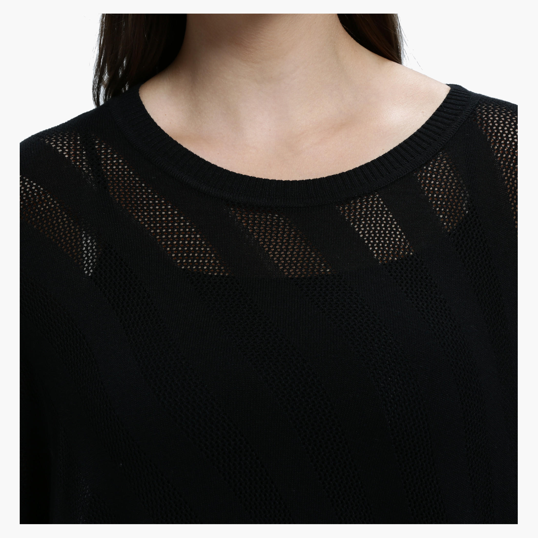 Plus Size Diagonal Jacquard Print Top with Round Neck and 3/4 Sleeves-women-clothing-shirtsandblouses-blouses-image-4