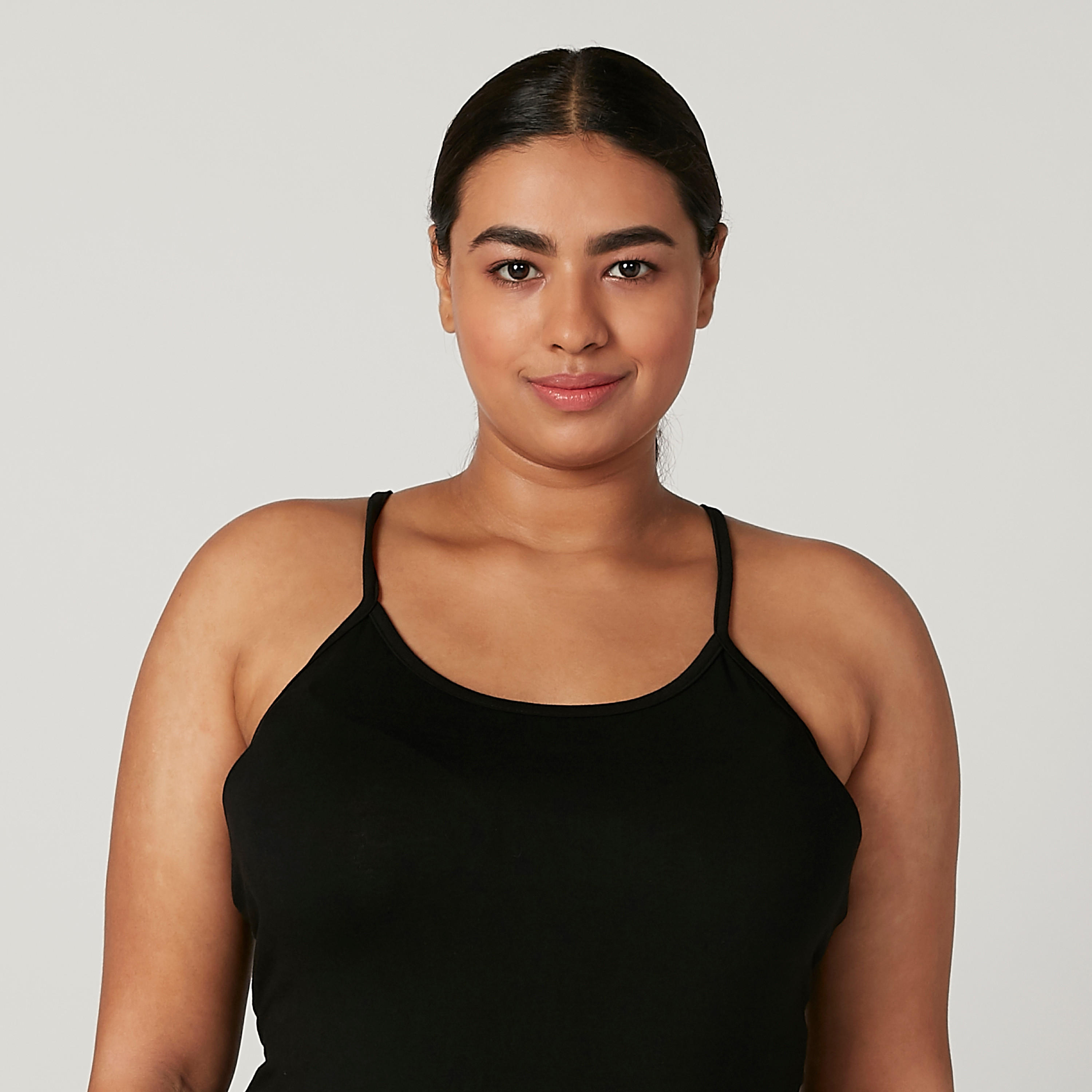 Plus Size Plain Camisole with Scoop Neck and Spaghetti Straps-women-clothing-tshirts-image-3