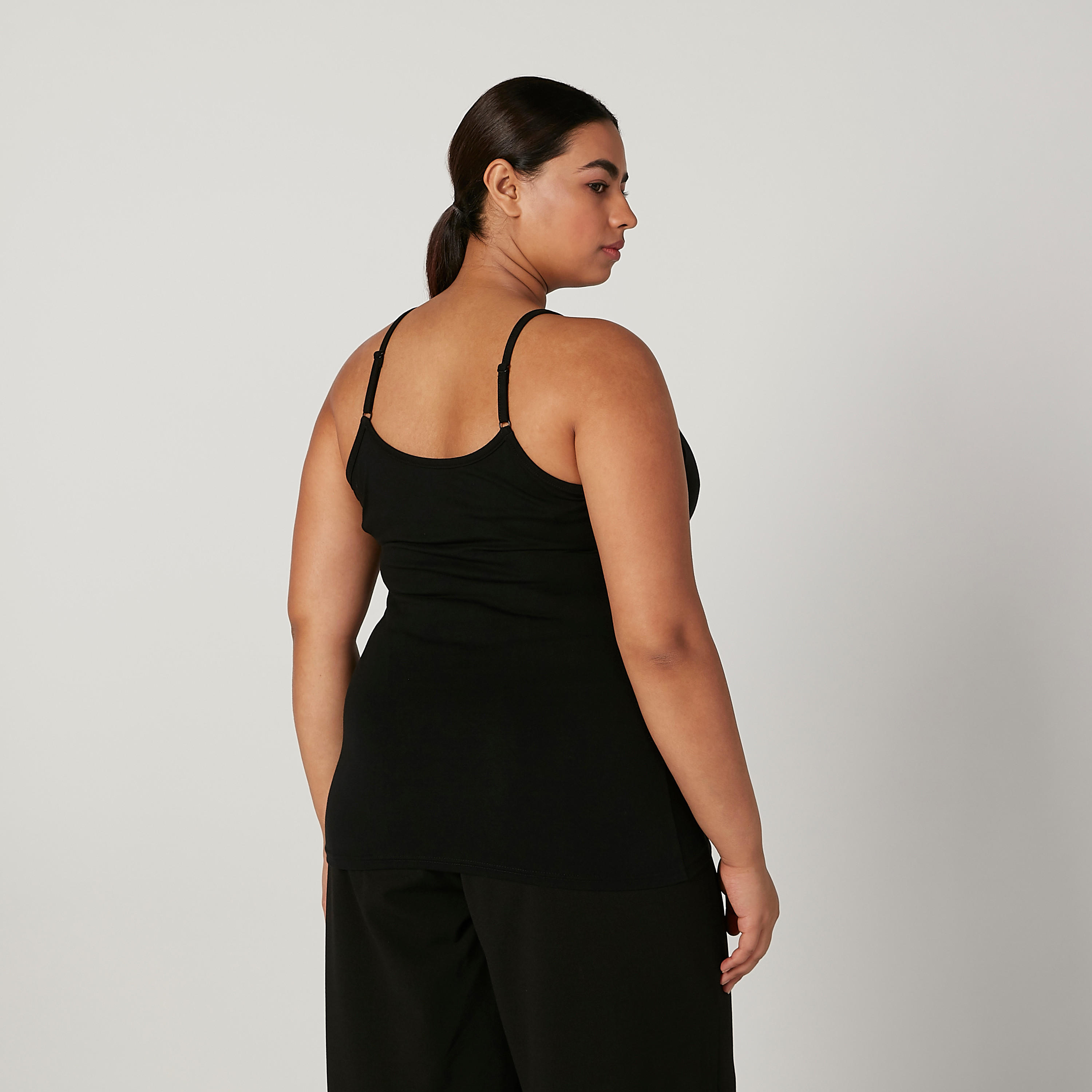 Plus Size Plain Camisole with Scoop Neck and Spaghetti Straps-women-clothing-tshirts-image-4