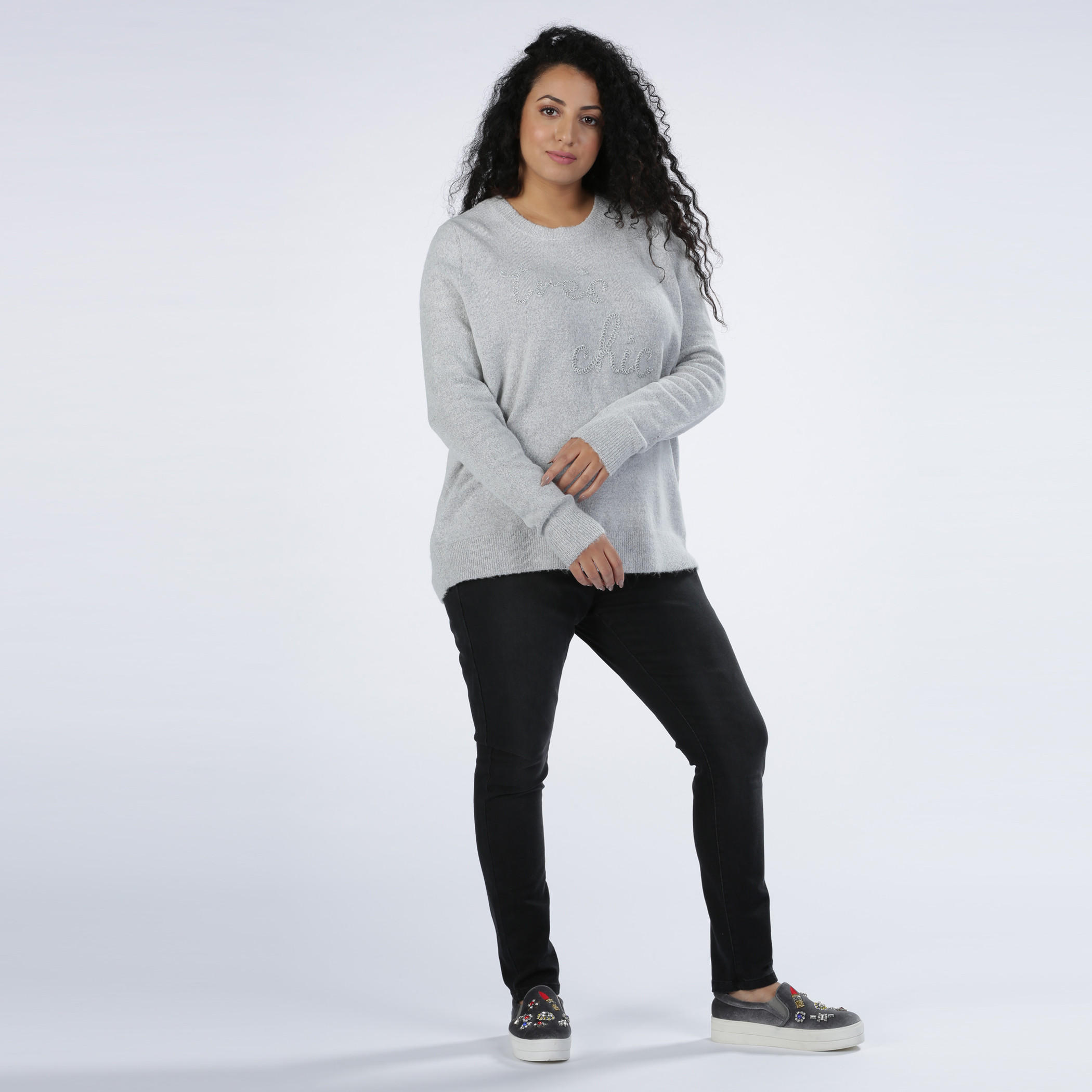 كنزة مطرزة بياقة مستديرة وأكمام طويلة-women-winterwear-cardigansandjumpers-cardigans-image-5