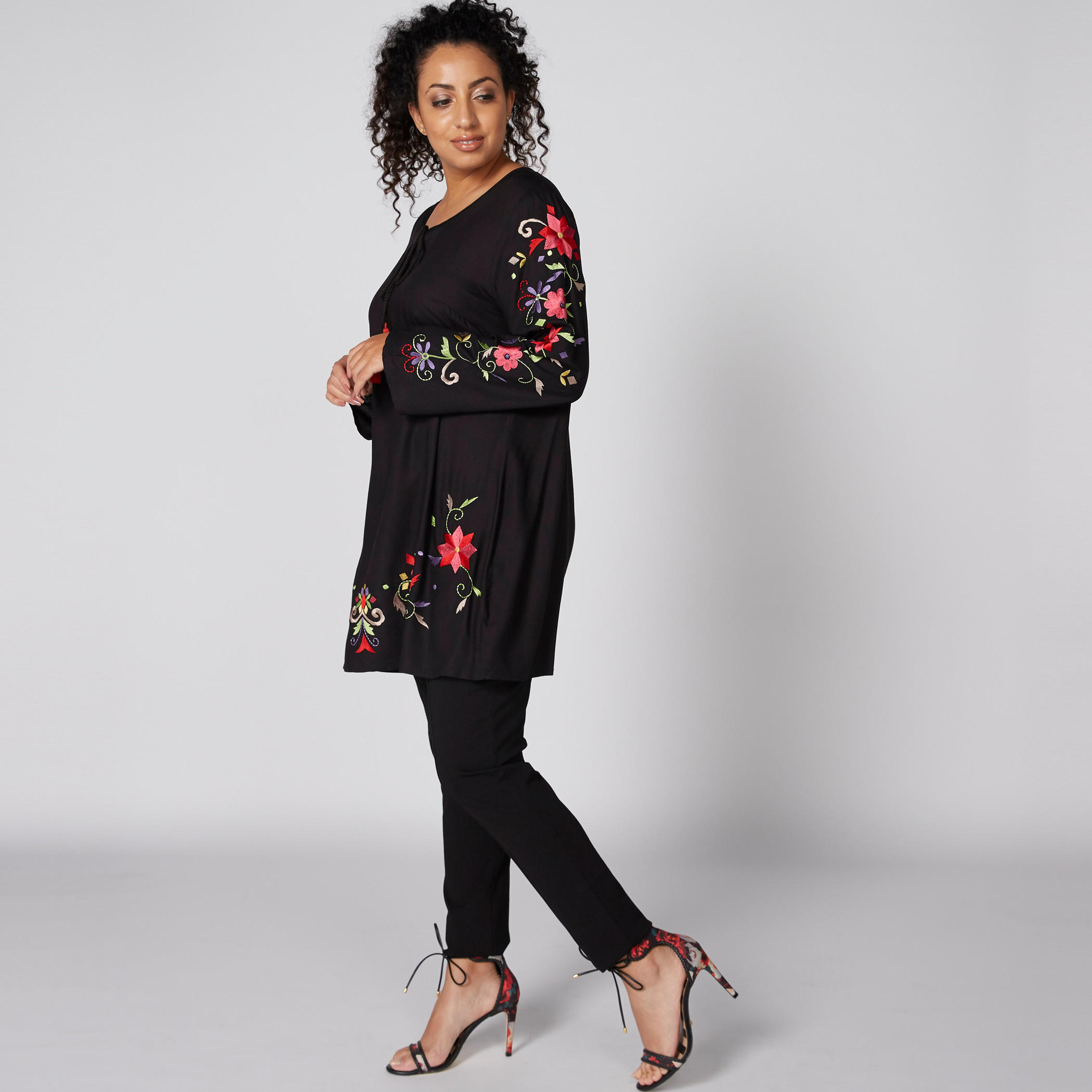 Embroidered Top with Round Neck and Long Sleeves-women-clothing-shirtsandblouses-blouses-image-1