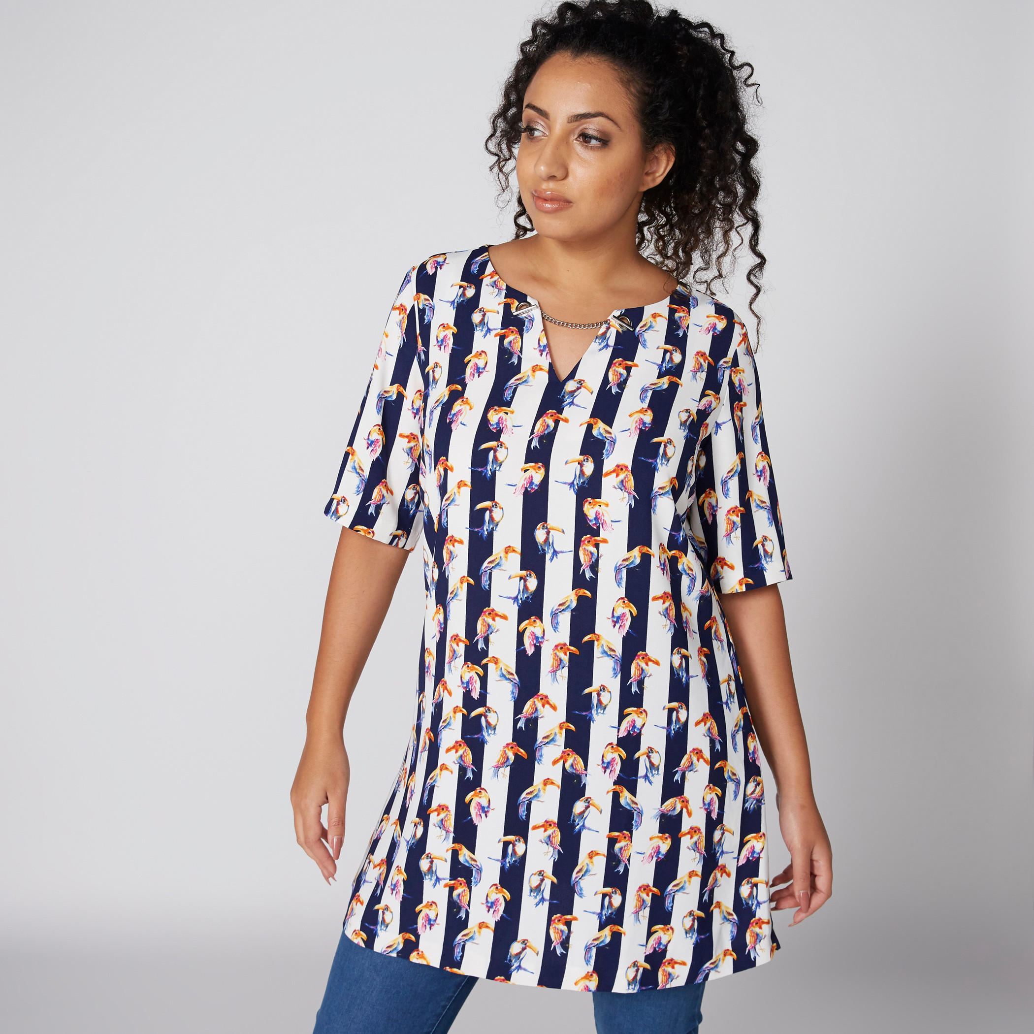 تونيك مقلّم بياقة V وتفاصيل سلسلة-women-clothing-shirtsandblouses-blouses-image-1