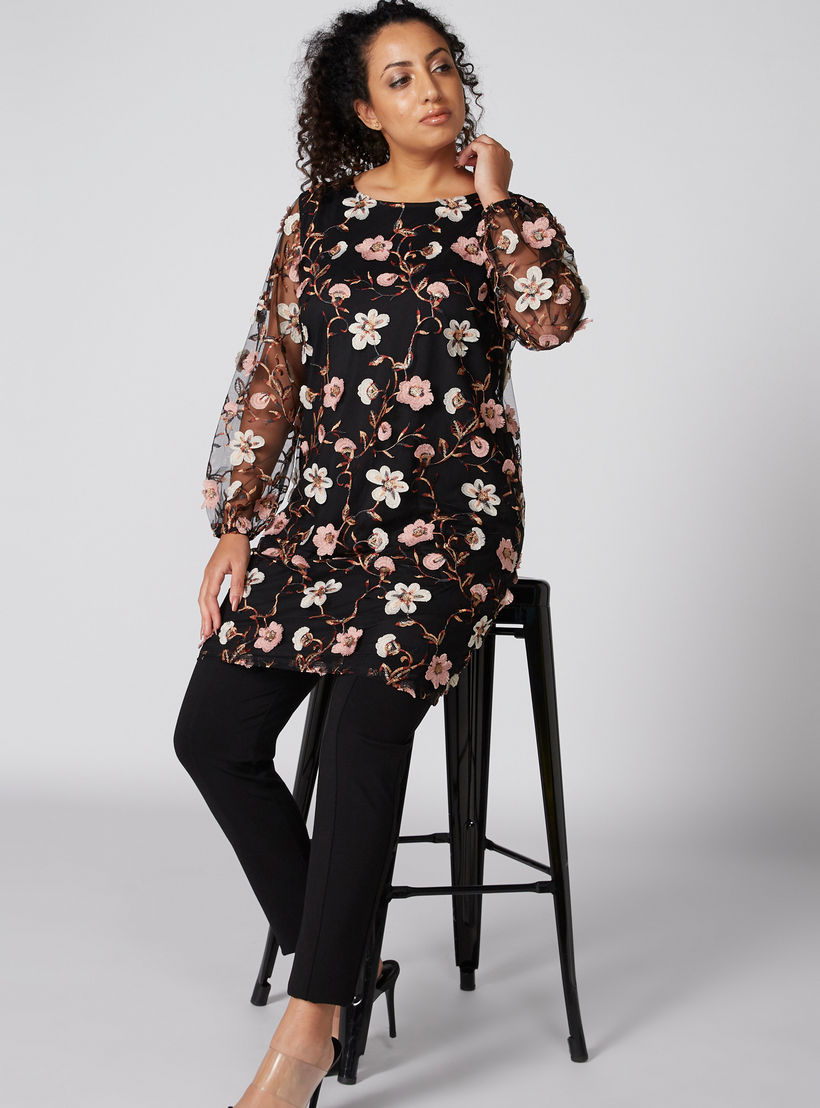 تونيك مطرّز بياقة قارب وأكمام طويلة-women-clothing-shirtsandblouses-blouses-image-1