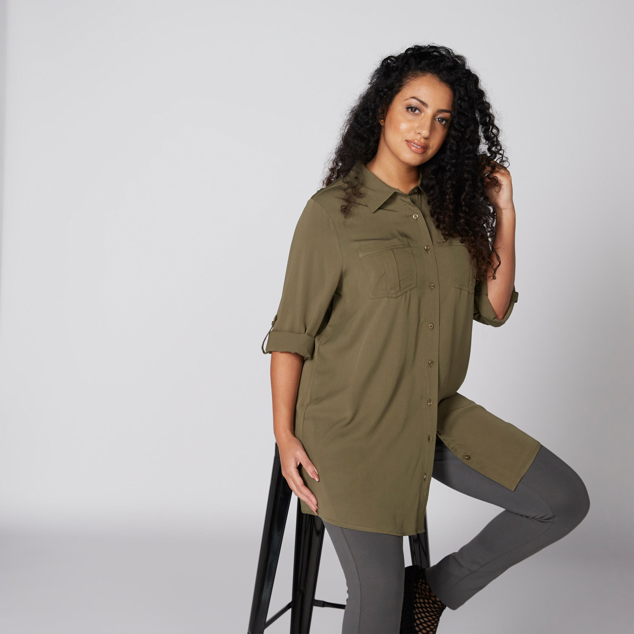 قميص طويل بأكمام طويلة وأزرار وجيوب-women-clothing-shirtsandblouses-blouses-image-3