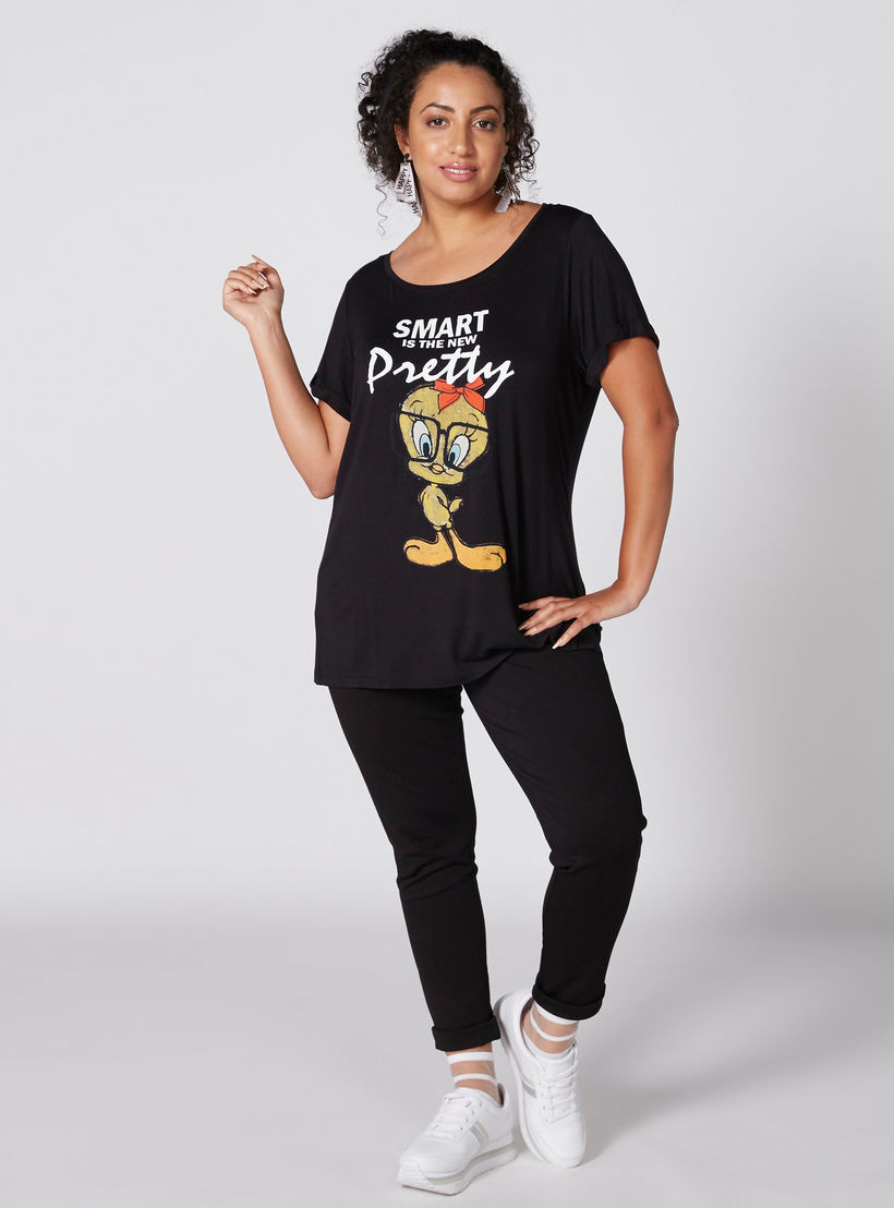تيشيرت بياقة قارب وأكمام قصيرة وطبعات تويتي-women-clothing-tshirts-image-4