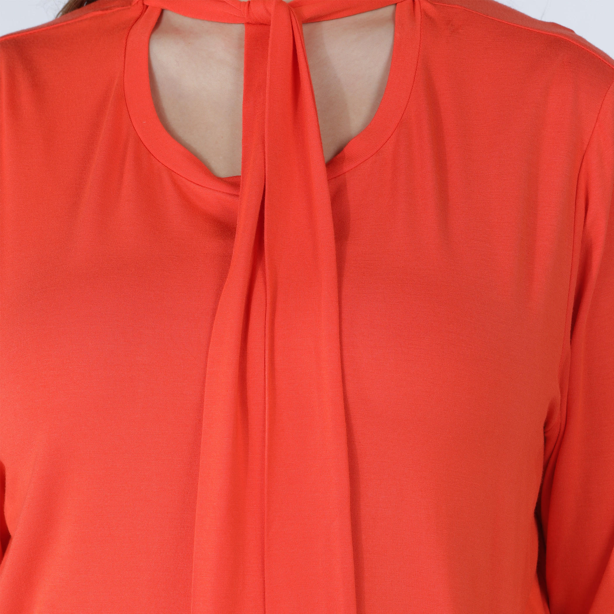 بلوزة بأكمام 3/4 وياقة مزيّنة بفيونكة-women-clothing-shirtsandblouses-blouses-image-2