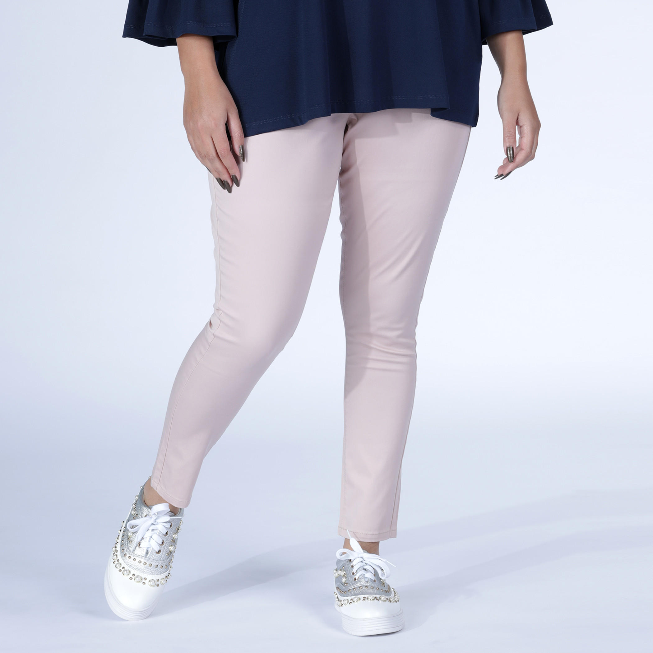 بنطال شينو طويل بجيوب-women-clothing-bottoms-trousers-image-1