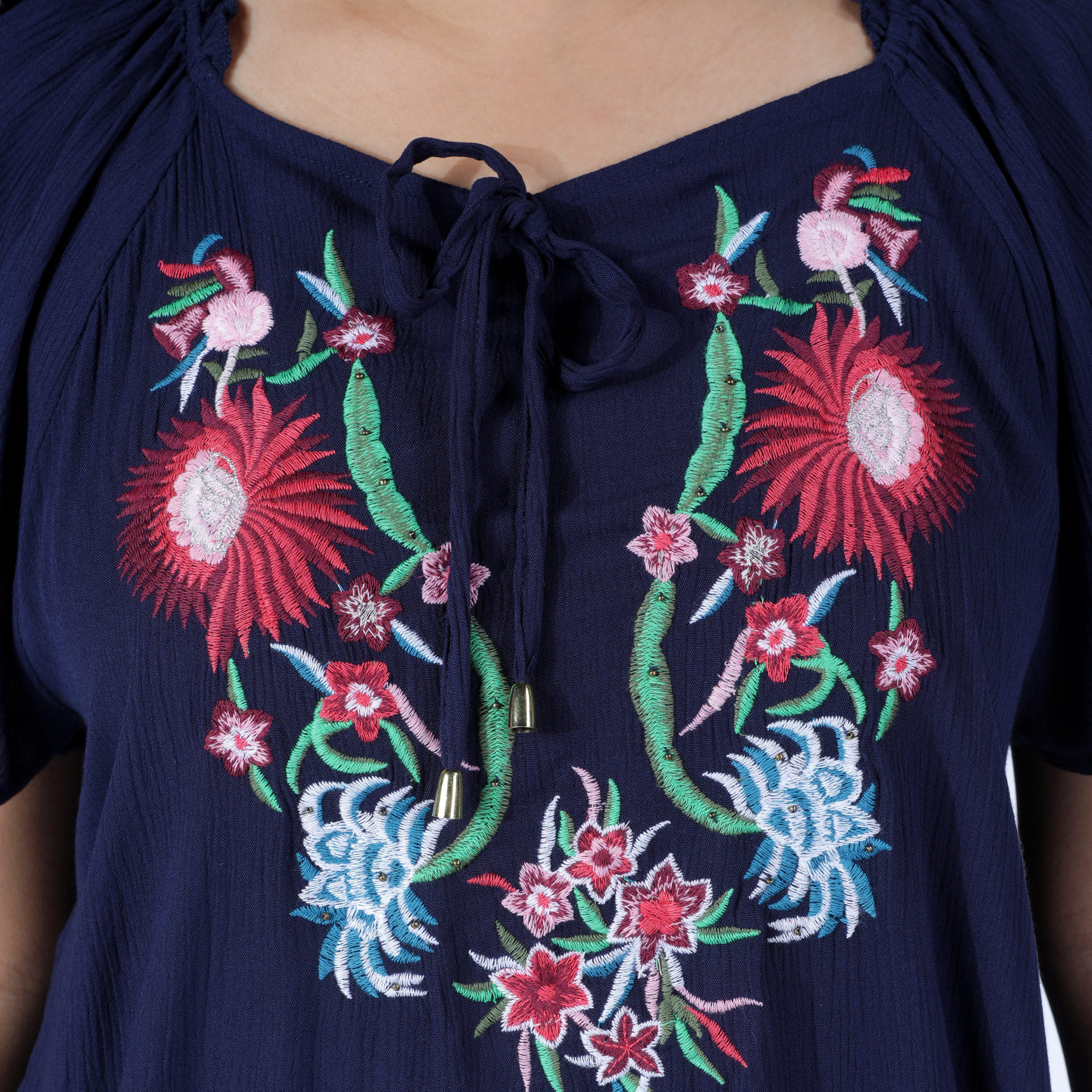 بلوزة مطرّزة بأكمام قصيرة ورباط-women-clothing-shirtsandblouses-blouses-image-4