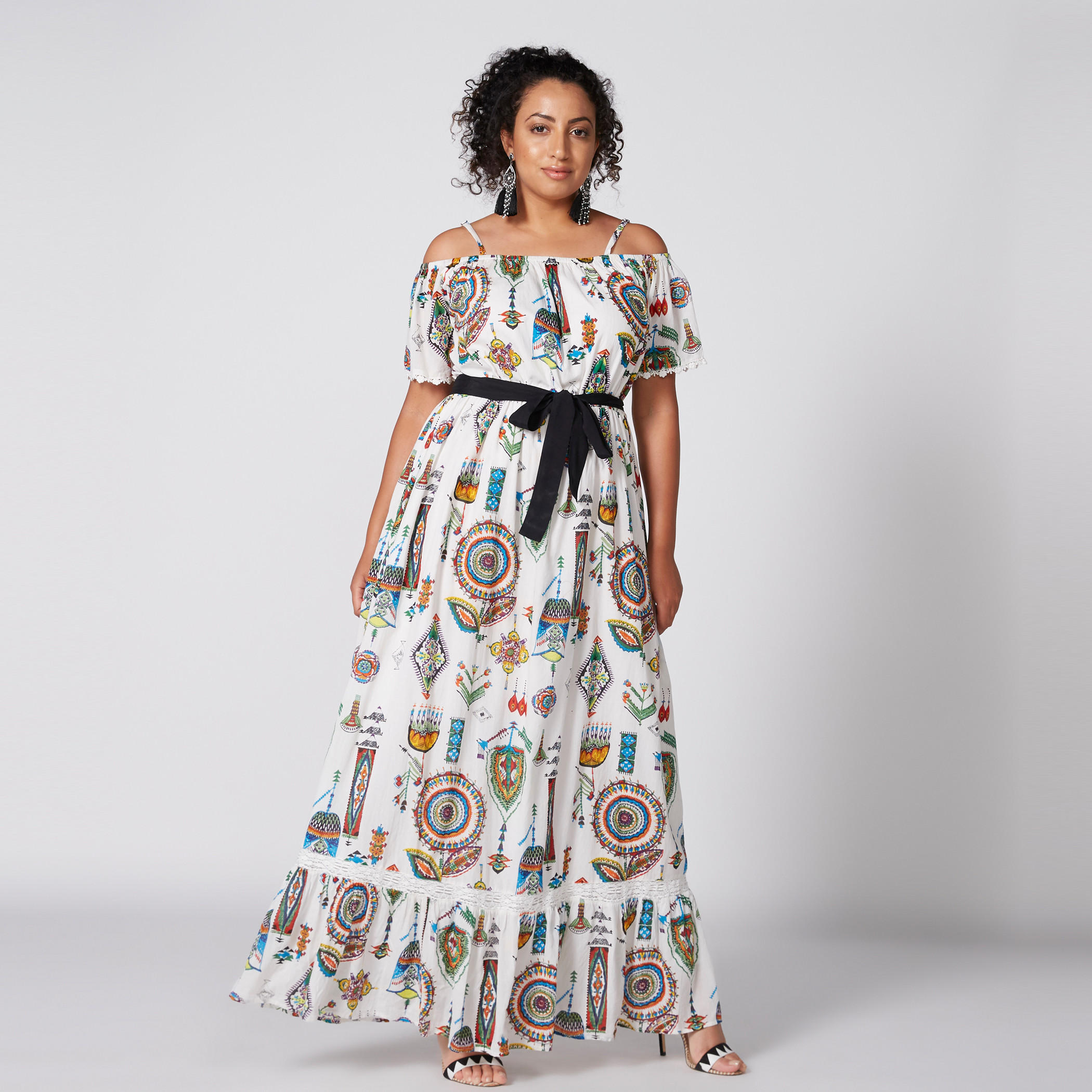 فستان طويل مكشوف الأكتاف بحمّالات رفيعة وطبعات-women-clothing-dresses-image-1