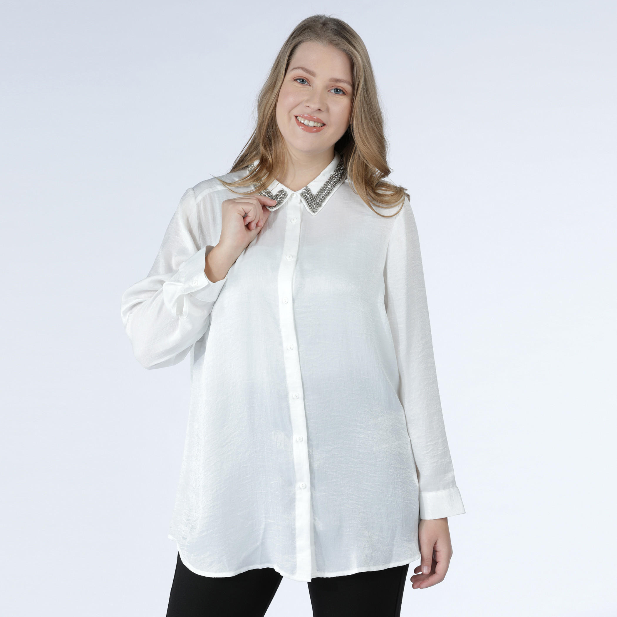 قميص مزخرف بأكمام طويلة وأزرار-women-clothing-shirtsandblouses-blouses-image-5