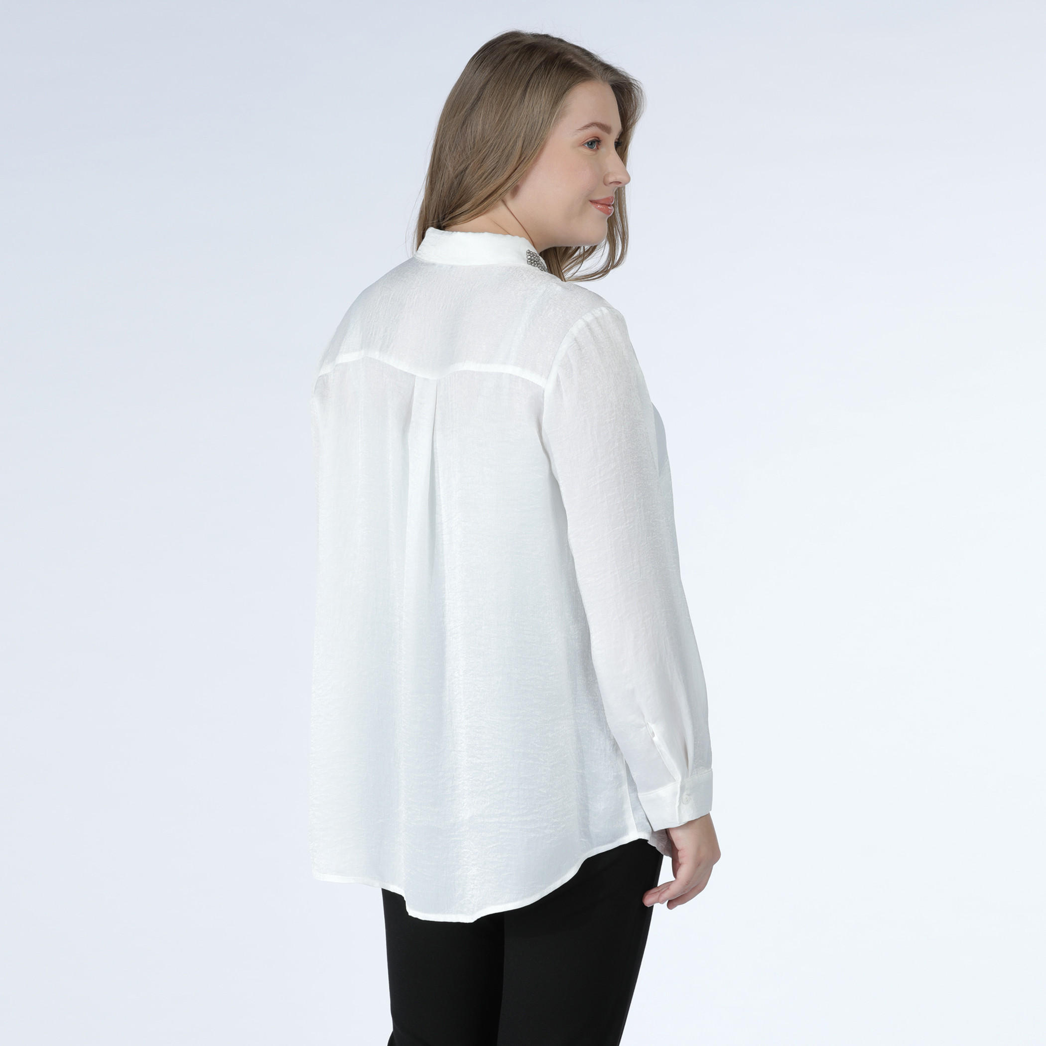 قميص مزخرف بأكمام طويلة وأزرار-women-clothing-shirtsandblouses-blouses-image-4
