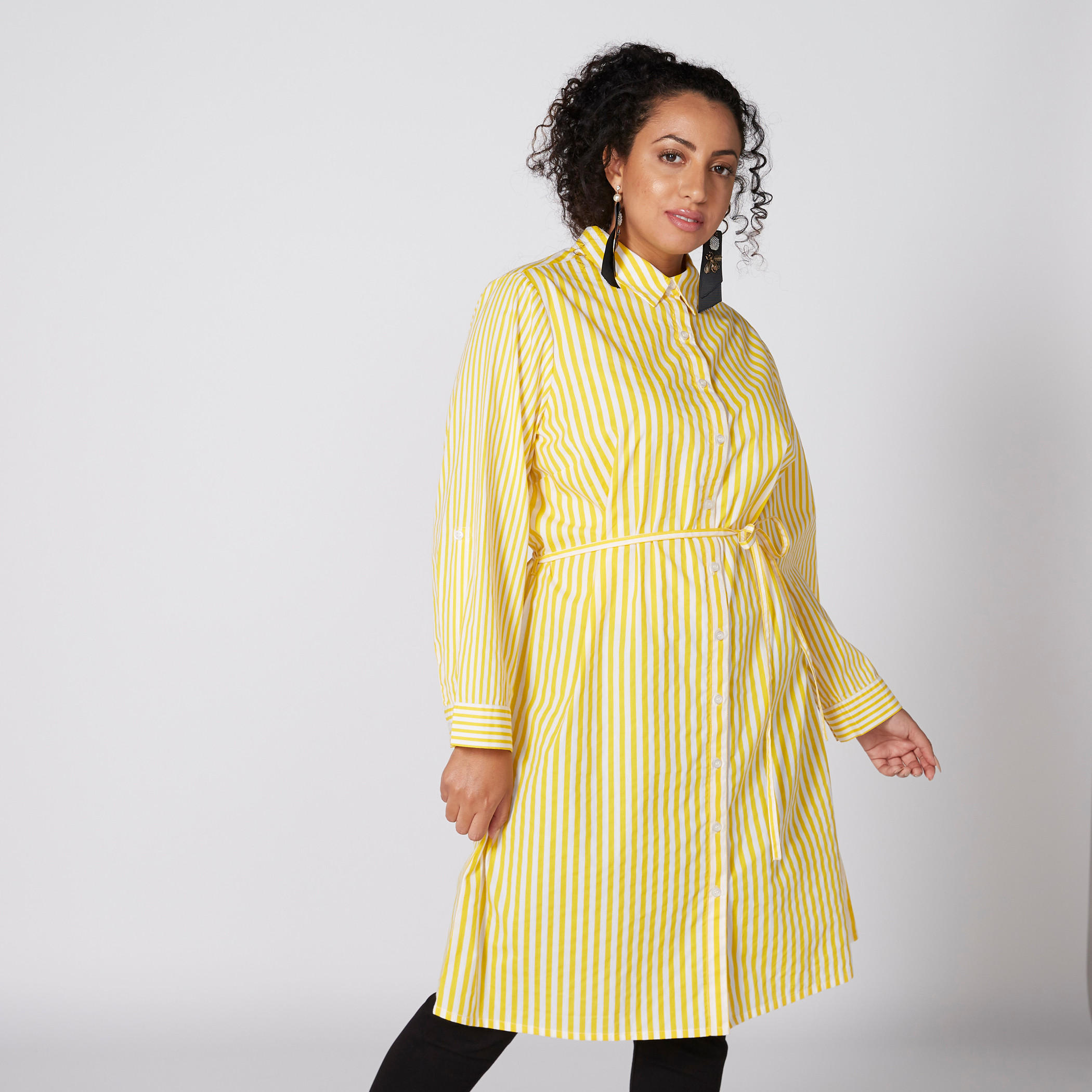 تونيك طويل مقلّم بأكمام طويلة وأزرار-women-clothing-shirtsandblouses-blouses-image-4