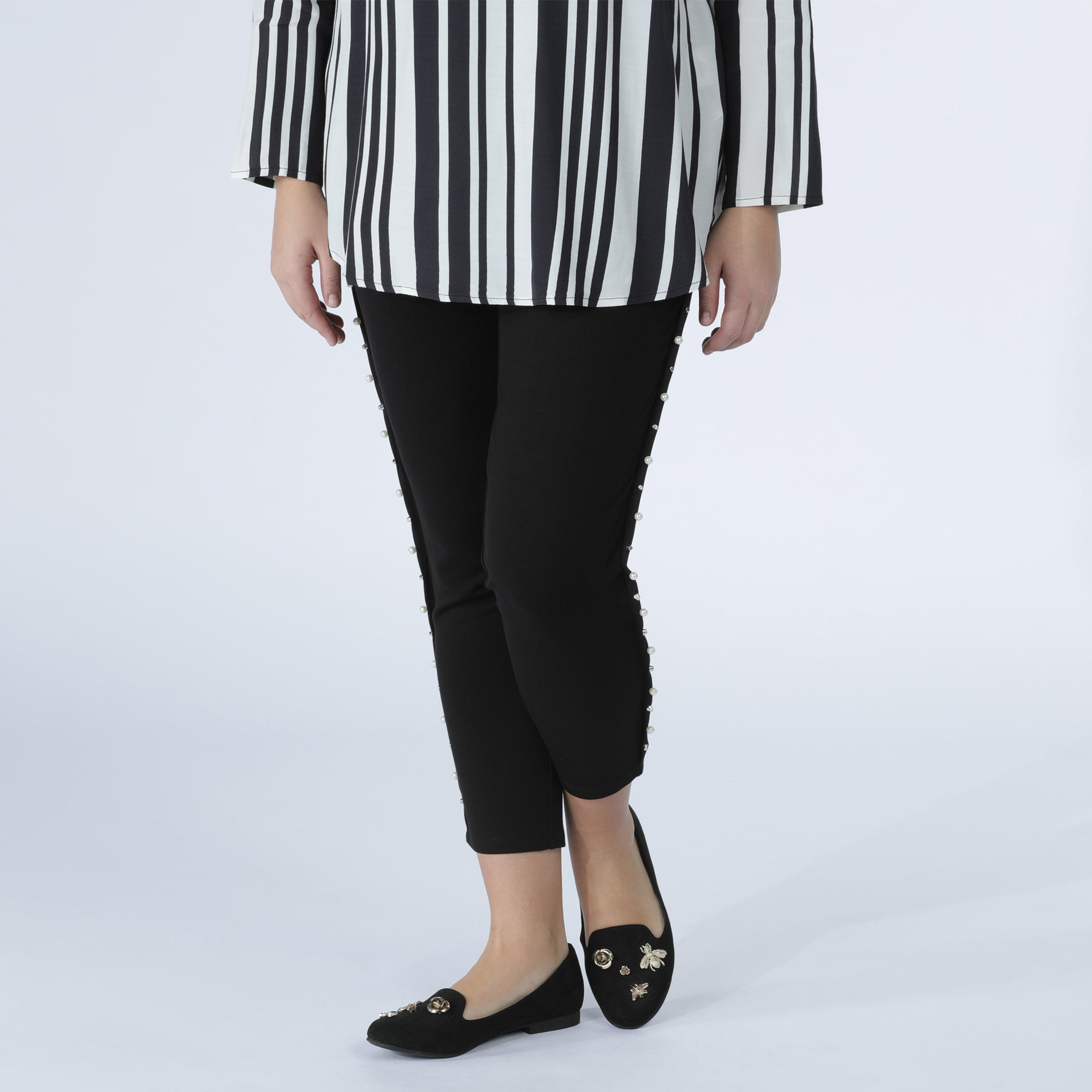 Pearl Side Detail Legging-women-clothing-bottoms-trousers-image-1