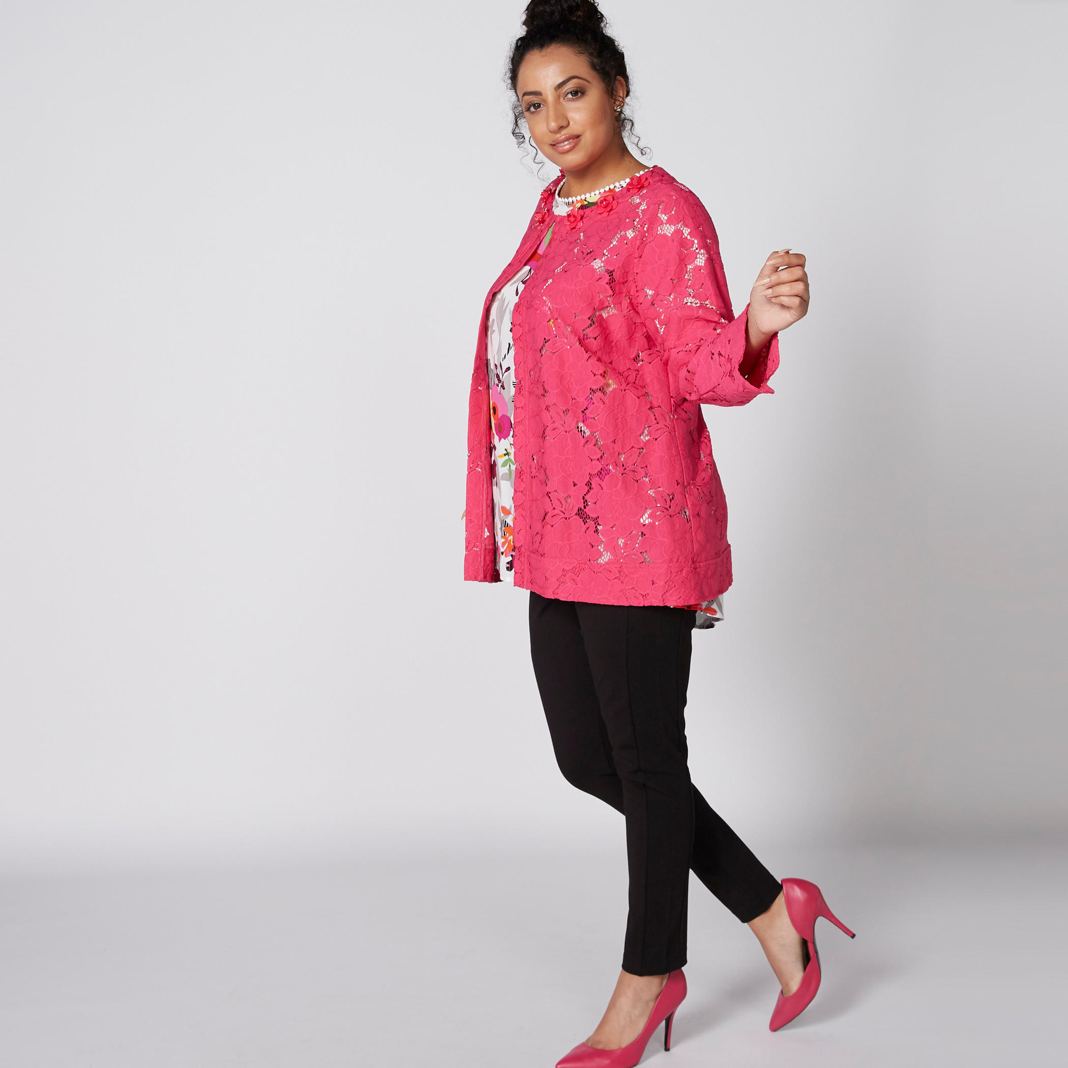 جاكيت بأكمام طويلة وتفاصيل دانتيل-women-winterwear-coatsandjackets-jackets-image-4