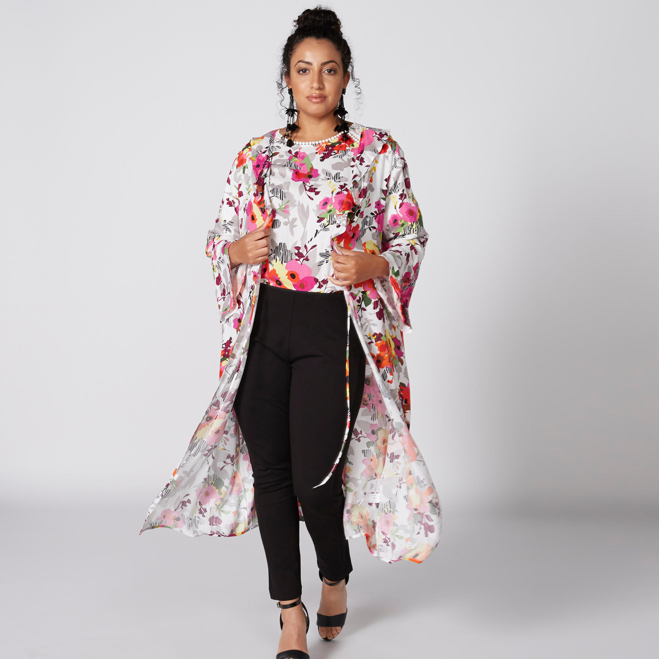 جاكيت طويل بأكمام طويلة ورباط وطبعات-women-winterwear-coatsandjackets-jackets-image-1