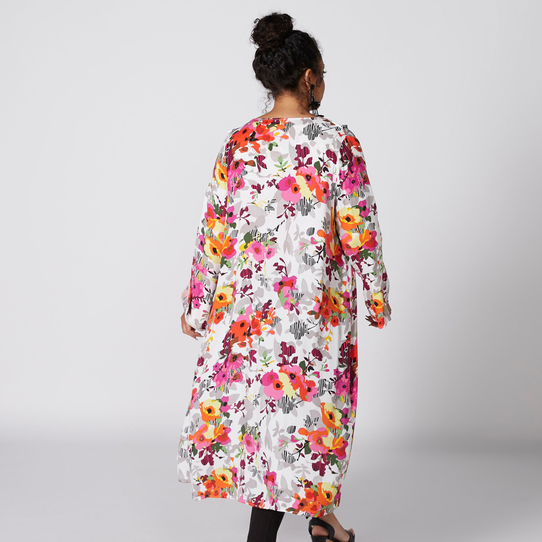 جاكيت طويل بأكمام طويلة ورباط وطبعات-women-winterwear-coatsandjackets-jackets-image-2
