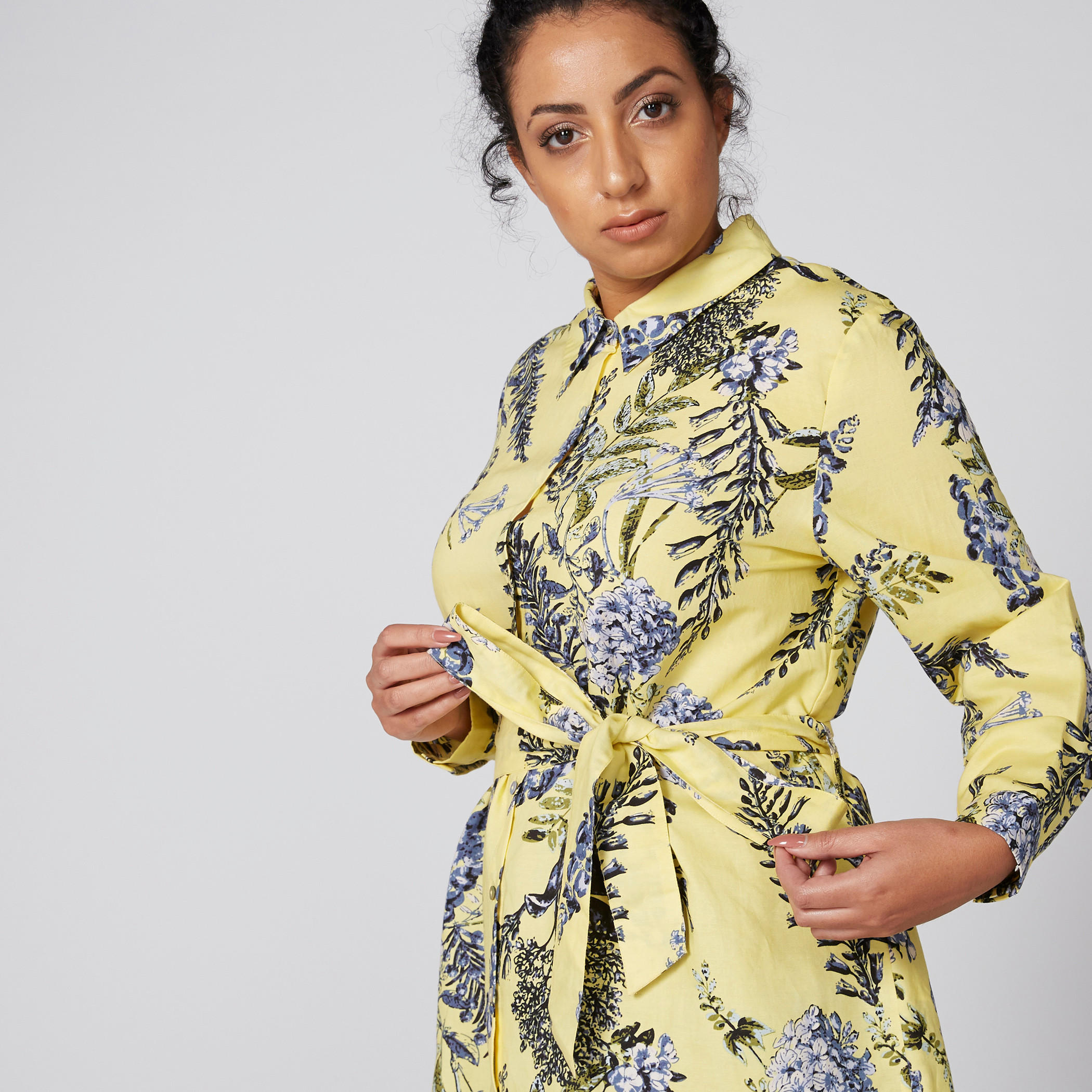 Floral Printed Long Sleeves Tunic with Complete Placket and Tie Ups-women-clothing-shirtsandblouses-blouses-image-4
