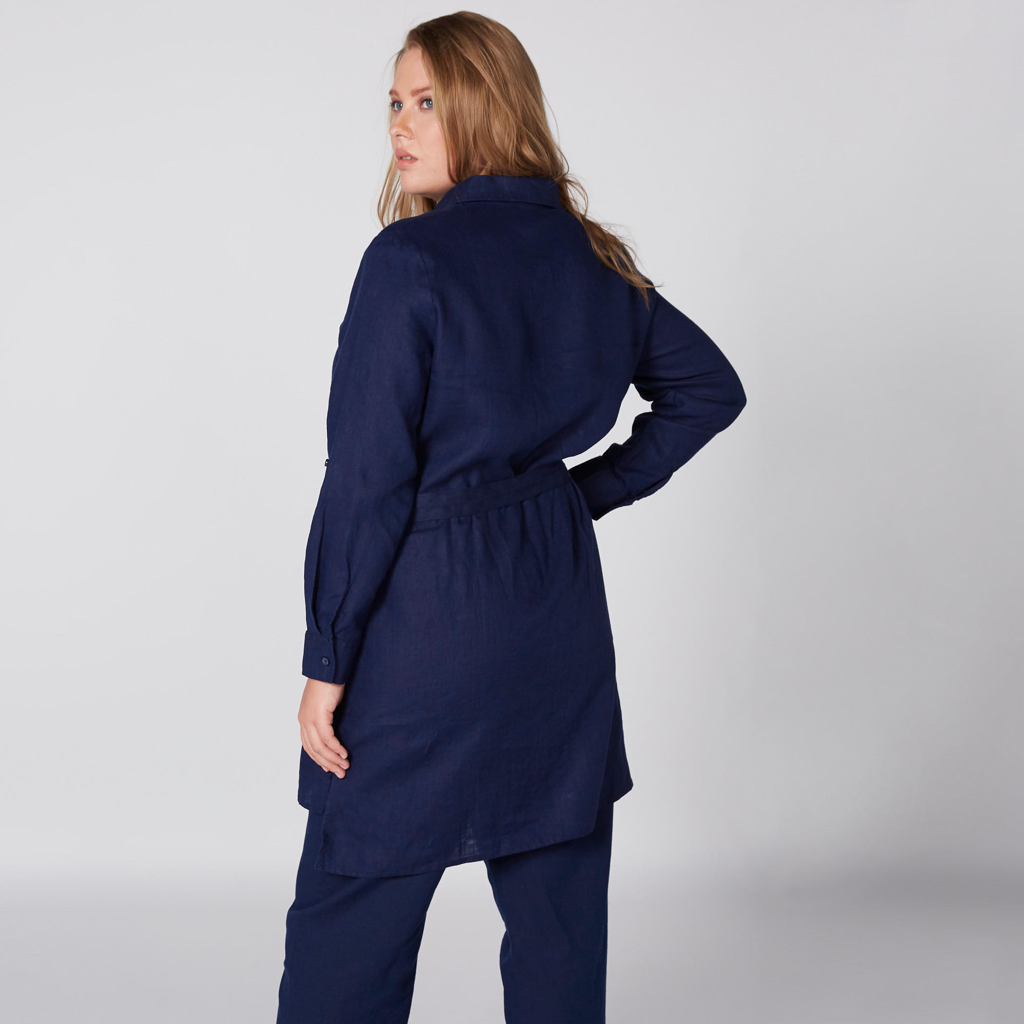 تونيك بأكمام طويلة وحواف غير مستوية وحزام رباط-women-clothing-shirtsandblouses-blouses-image-2