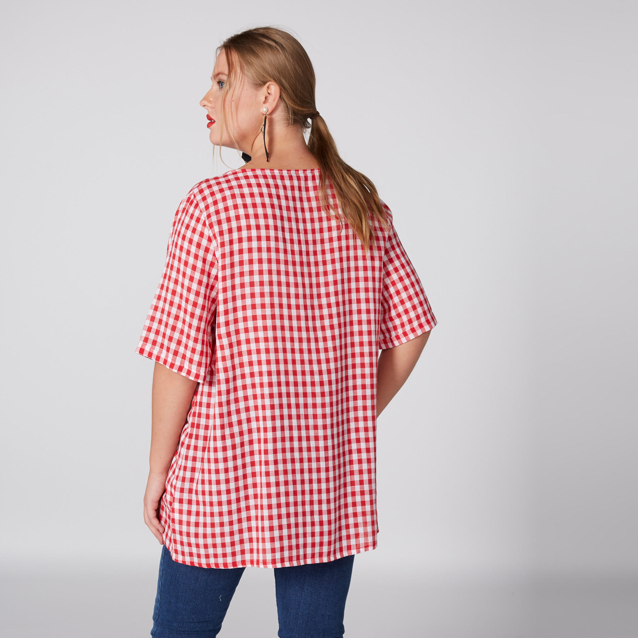 بلوزة طويلة كاروهات بياقة قارب-women-clothing-shirtsandblouses-blouses-image-3