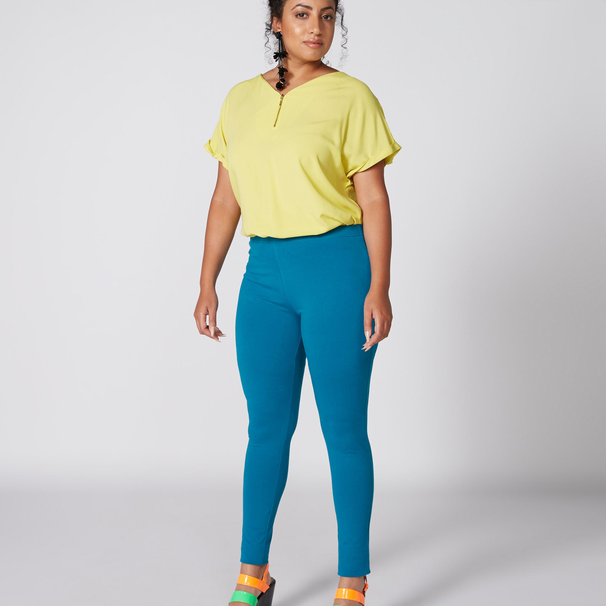بنطال ليقنز طويل بخصر مطّاطي-women-clothing-bottoms-leggings-image-3