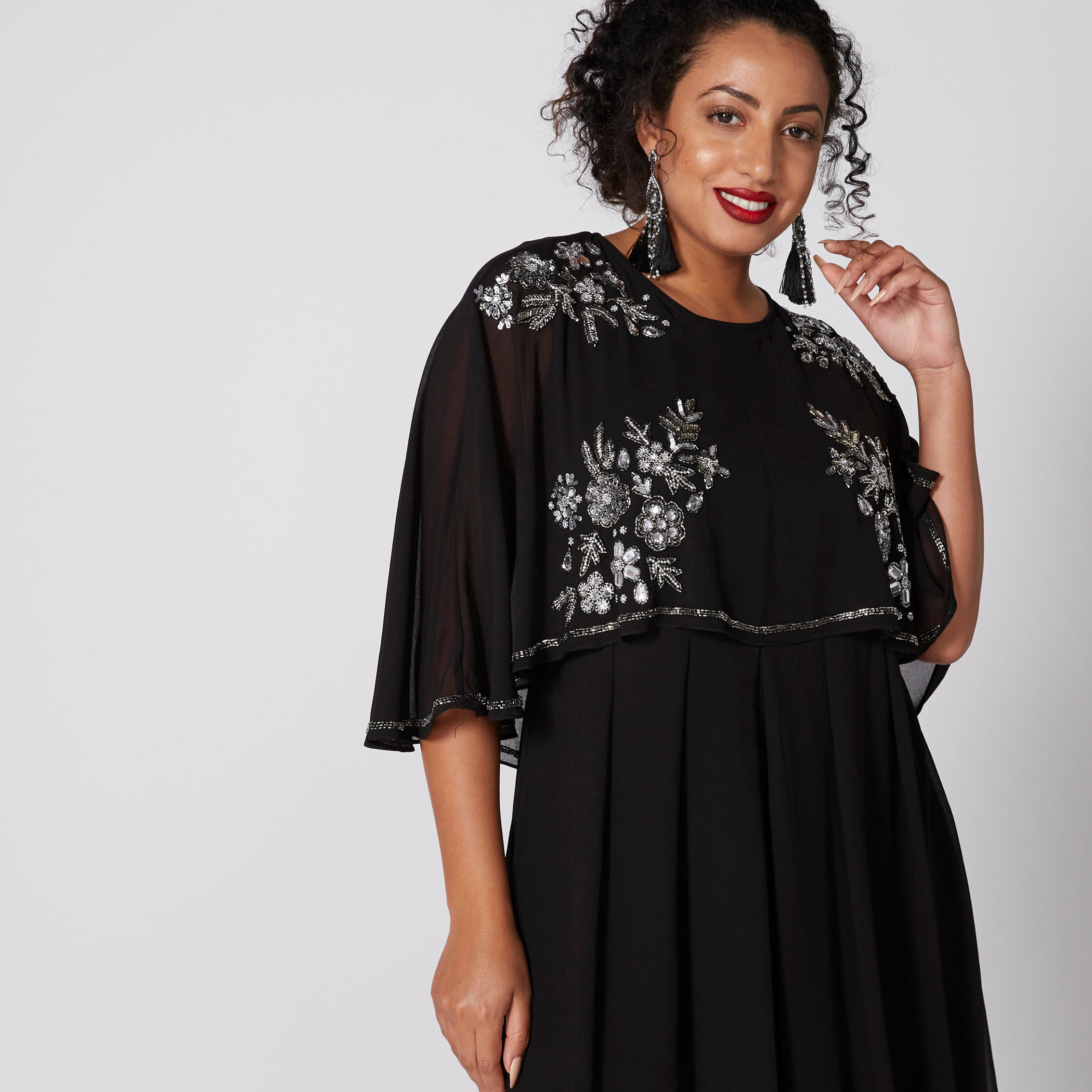 فستان طويل إيه لاين مزيّن بياقة مستديرة وأكمام قصيرة-women-clothing-dresses-image-3