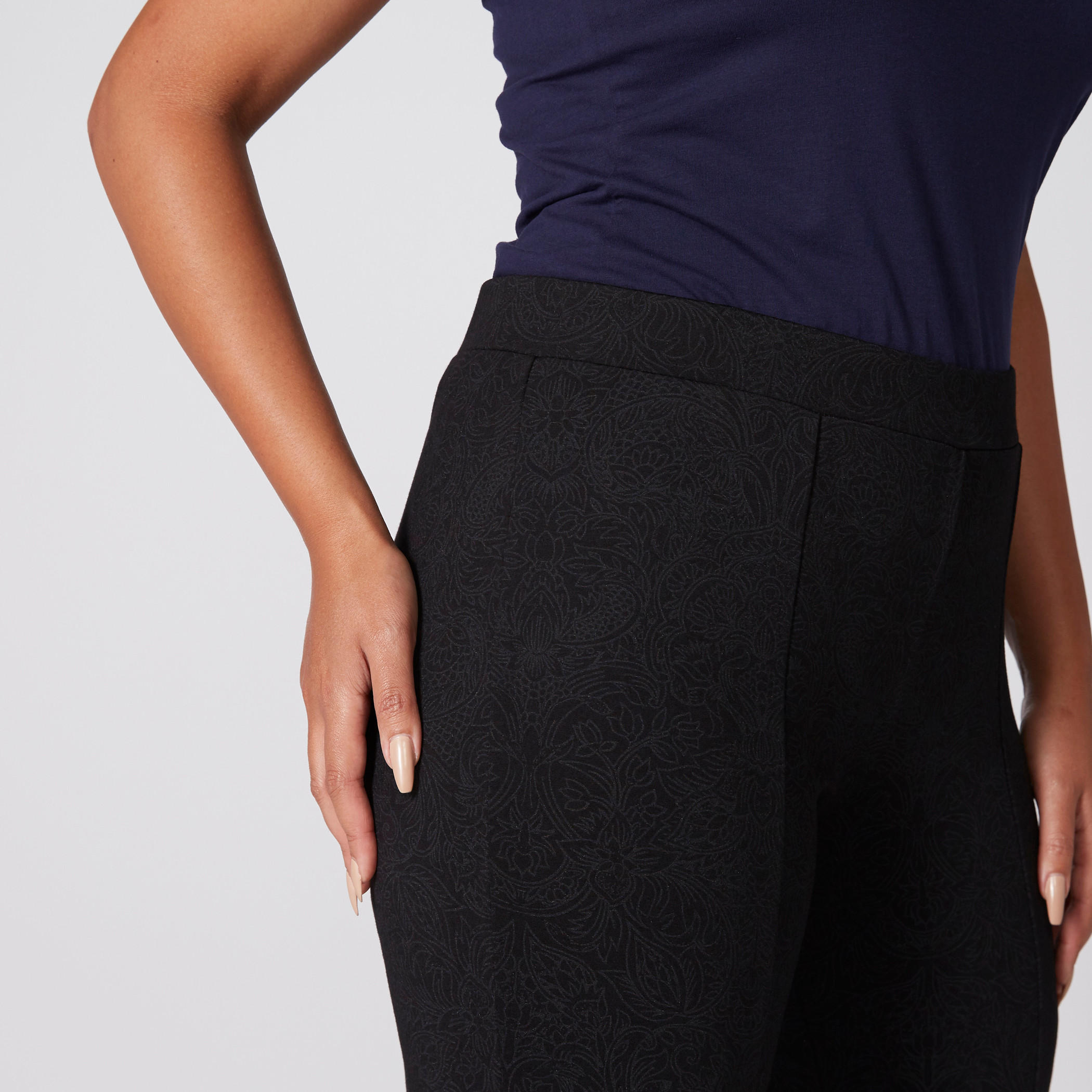 بنطال ليقنز بخصر مطّاطي وطبعات أزهار-women-clothing-bottoms-leggings-image-1