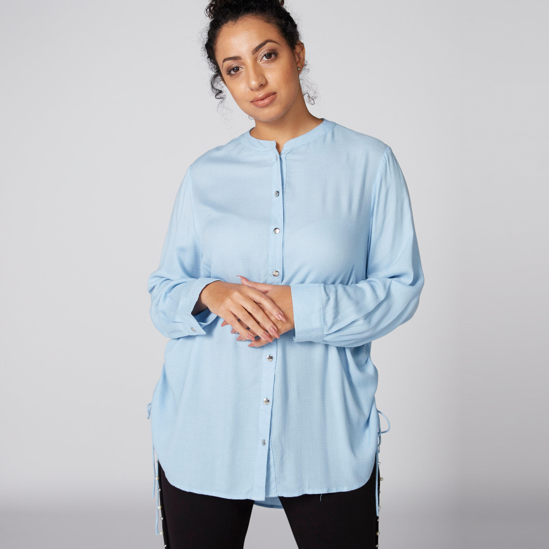 قميص بأكمام طويلة وياقة ماندارين وأربطة-women-clothing-shirtsandblouses-blouses-image-3