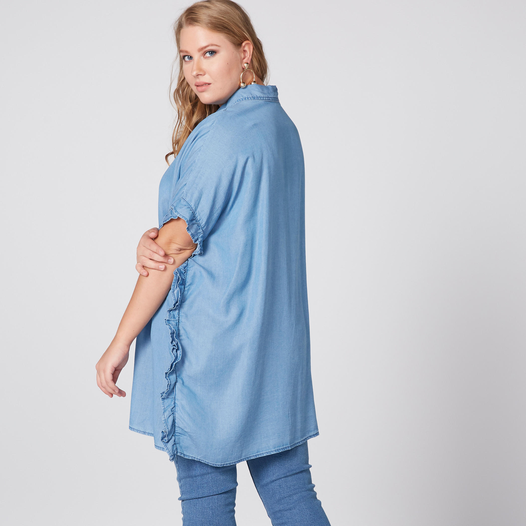 قميص دينم بتفاصيل كشكش-women-clothing-shirtsandblouses-blouses-image-4