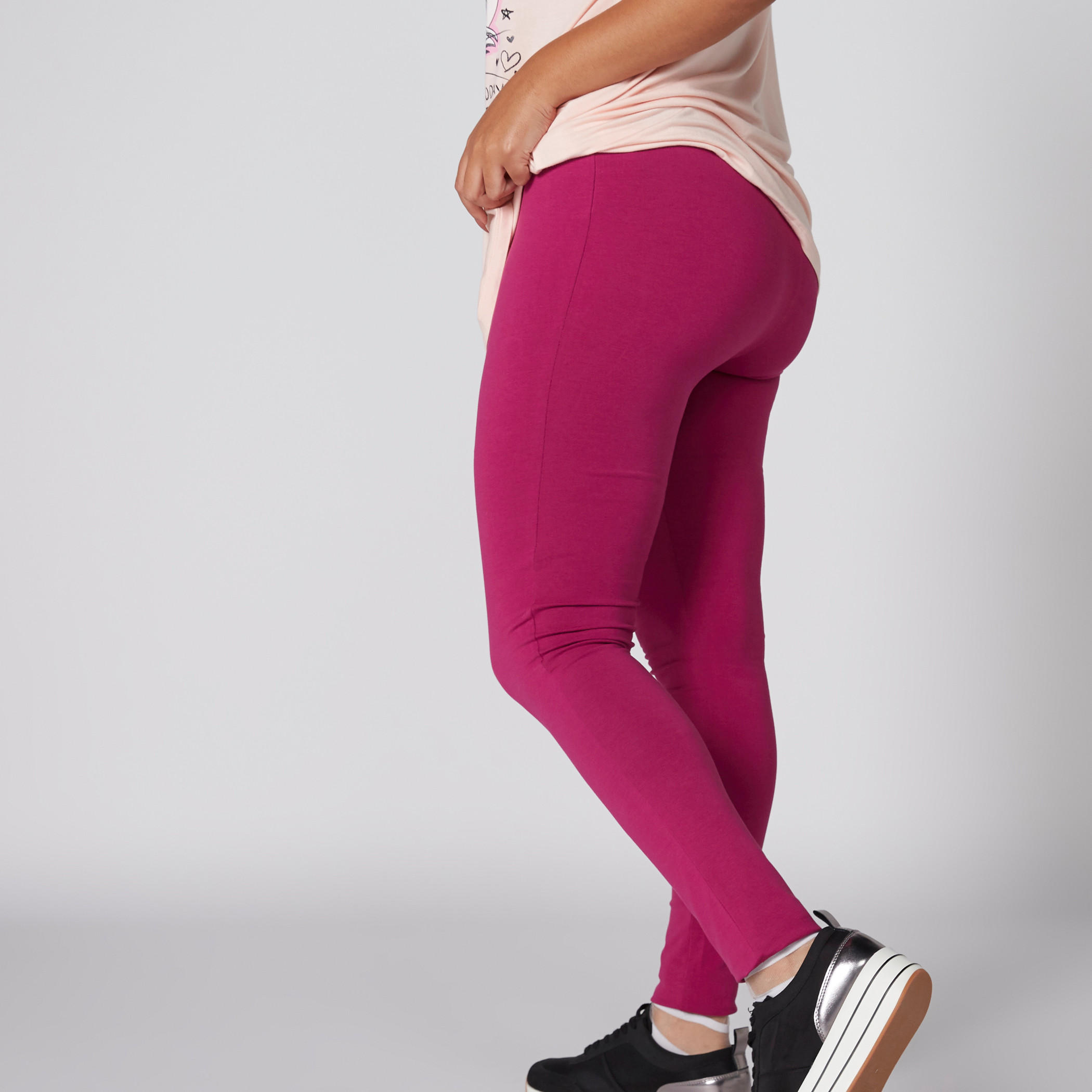 بنطال ليقنز طويل بخصر مطّاطي-women-clothing-bottoms-leggings-image-2