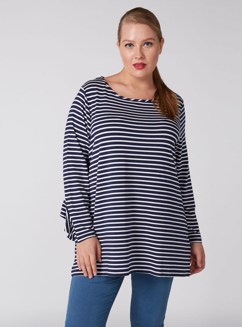 بلوزة مخطّطة بياقة قارب واسعة وأكمام طويلة-women-clothing-tshirts-image-1