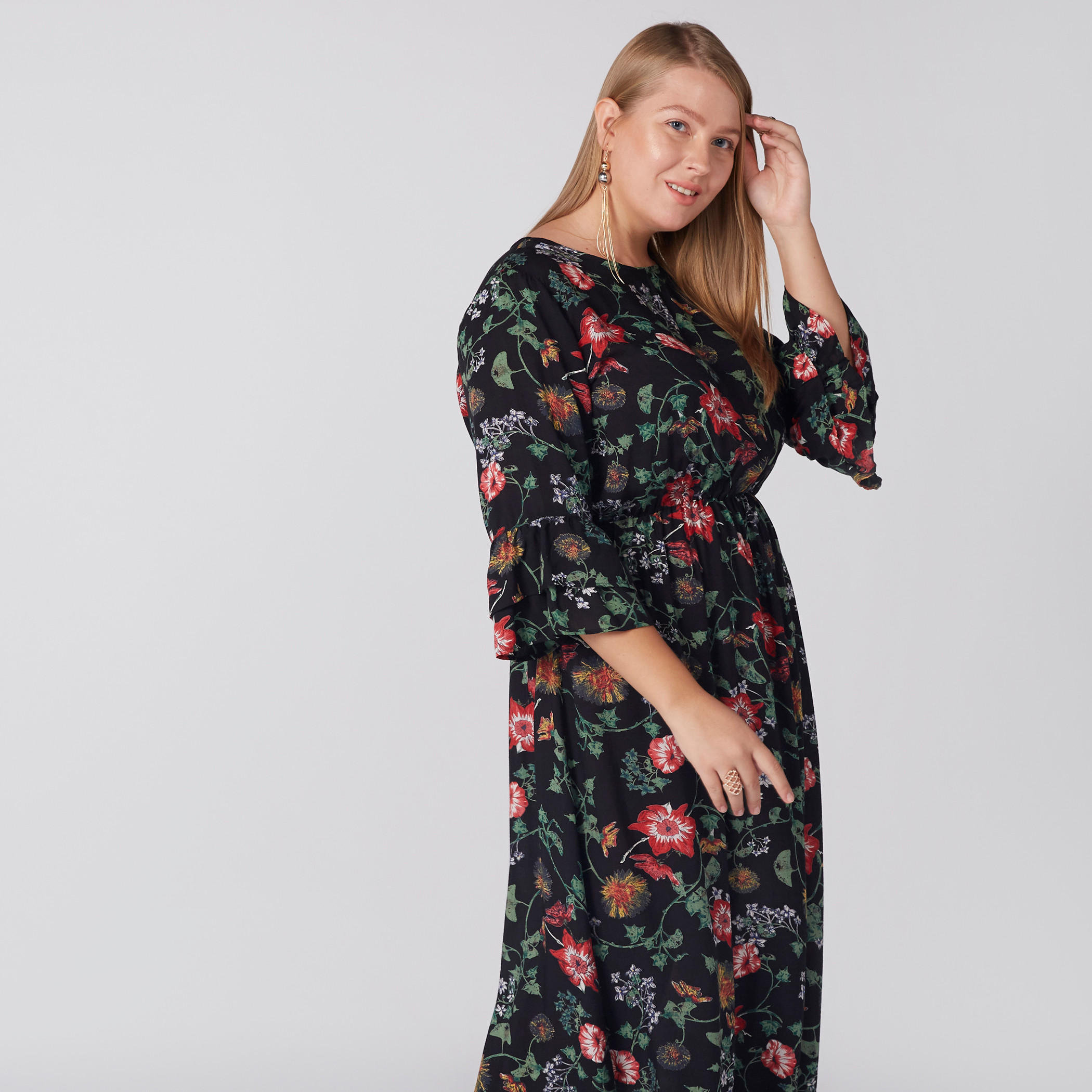 فستان ماكسي بطبعات وياقة مستديرة وأكمام 3/4-women-clothing-dresses-image-2