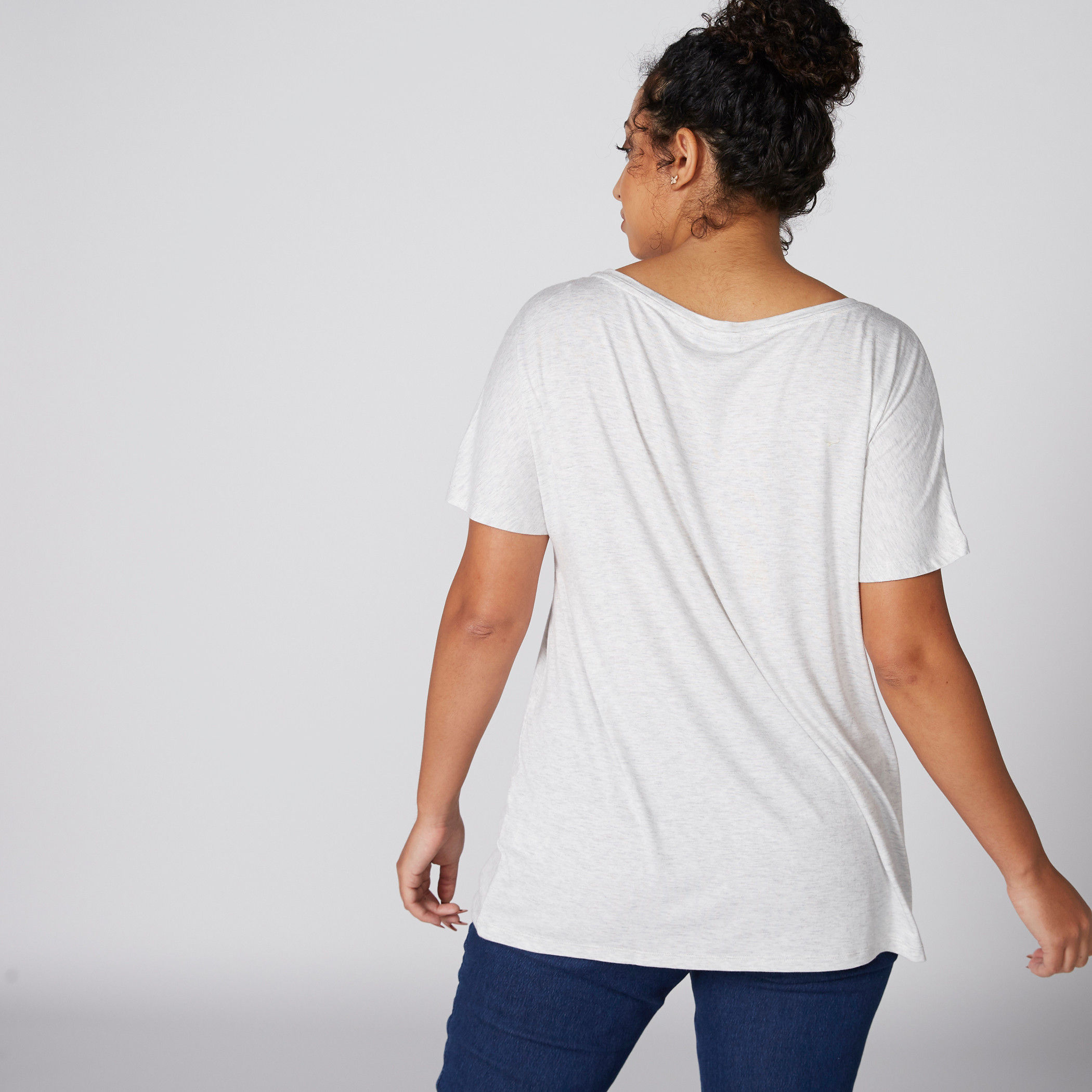 تيشيرت بأكمام متصلة وياقة قارب وطبعات ميني ماوس-women-clothing-tshirts-image-2