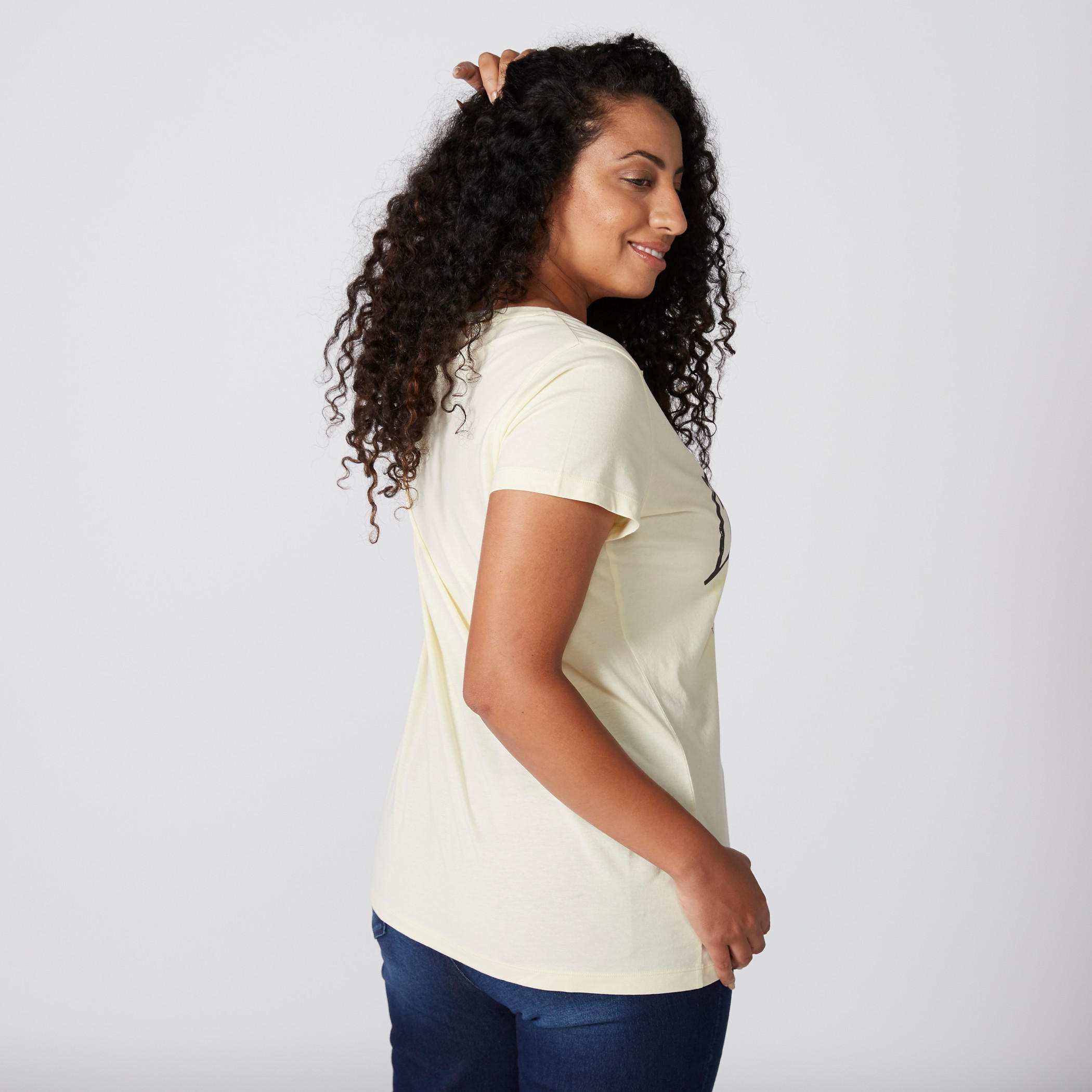 تيشيرت بياقة مستديرة وأكمام قصيرة وطبعات-women-clothing-tshirts-image-3